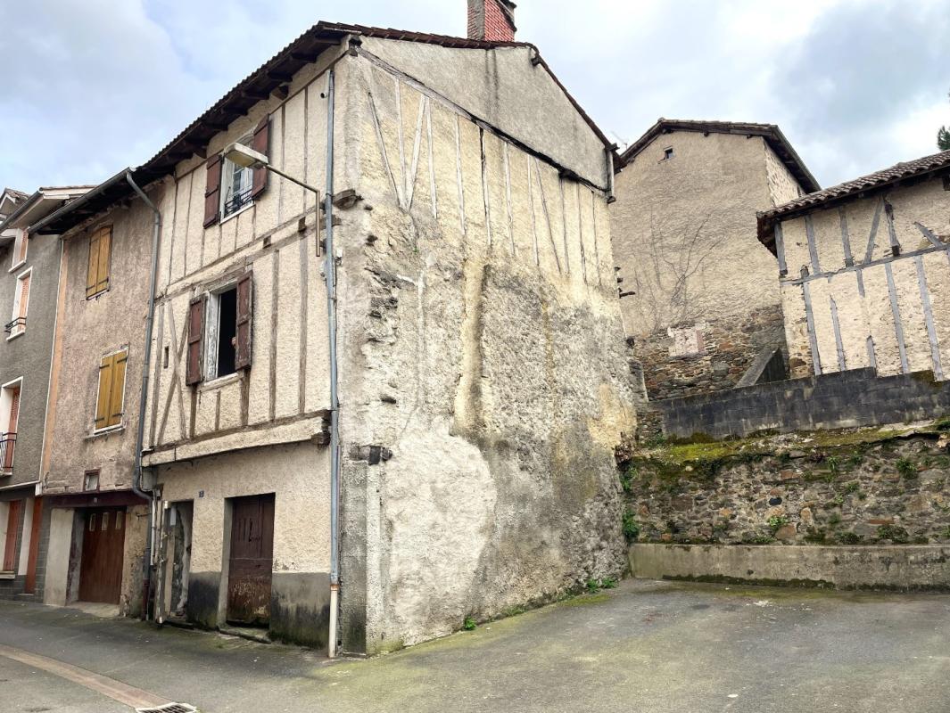 2 bedroom maison in Saint Constant, Cantal, France