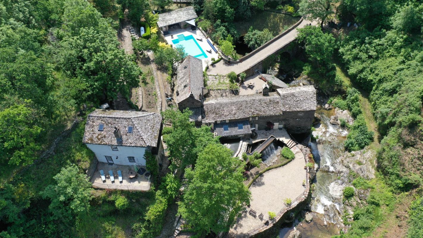 5 bedroom moulin in Coupiac, Aveyron, France