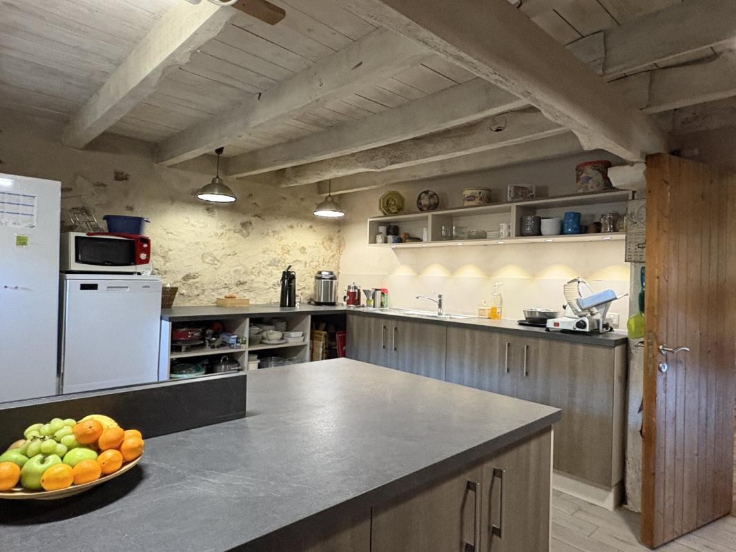 7 bedroom maison in Bar, Corrèze, France