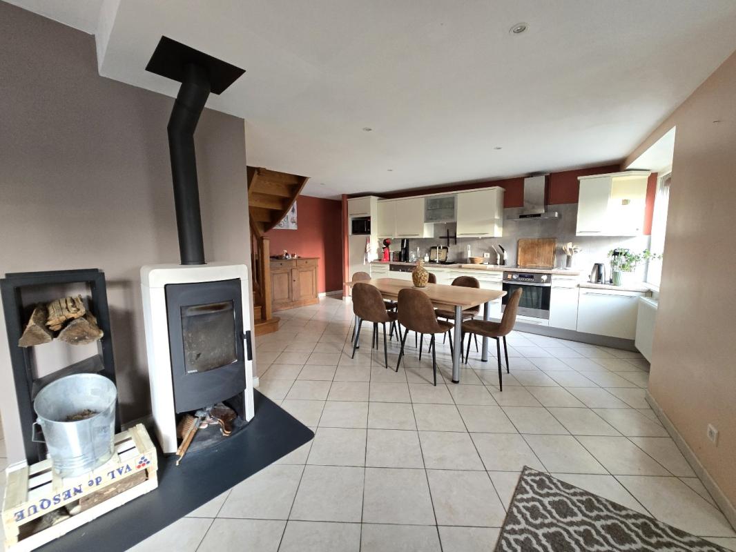 3 bedroom maison en pierres in Salmiech, Aveyron, France