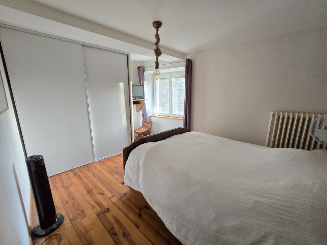 3 bedroom maison en pierres in Salmiech, Aveyron, France