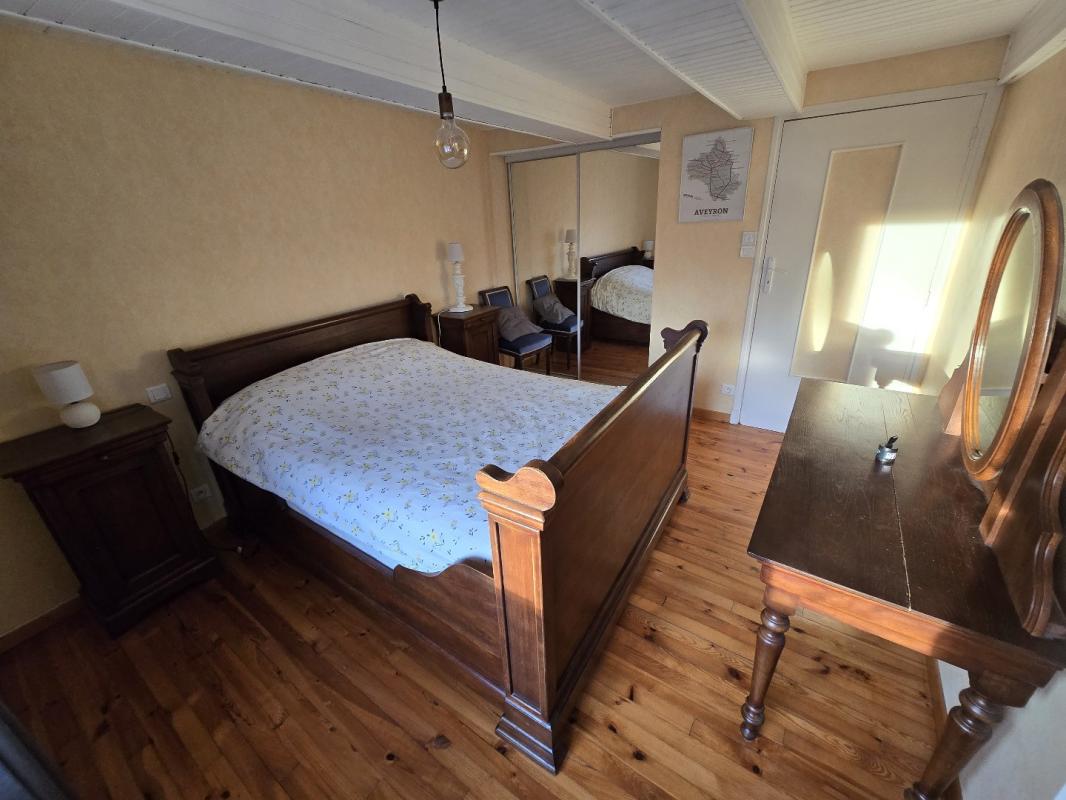 3 bedroom maison en pierres in Salmiech, Aveyron, France