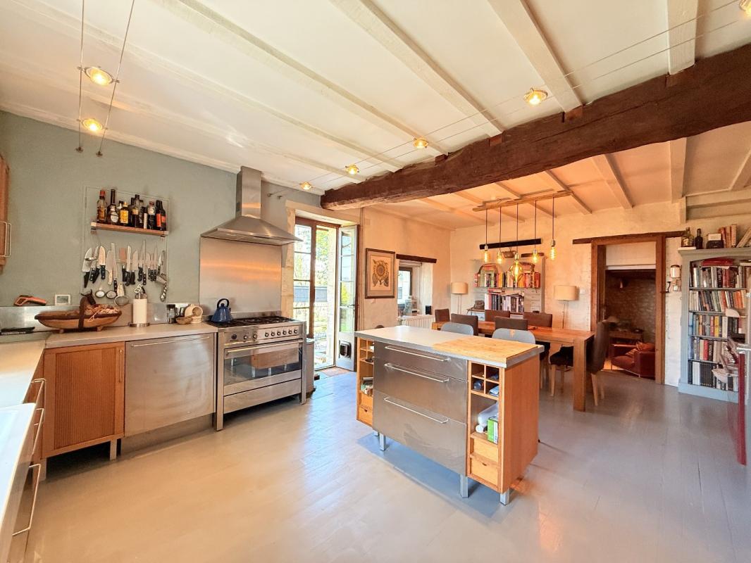 6 bedroom maison in Verteillac, Dordogne, France