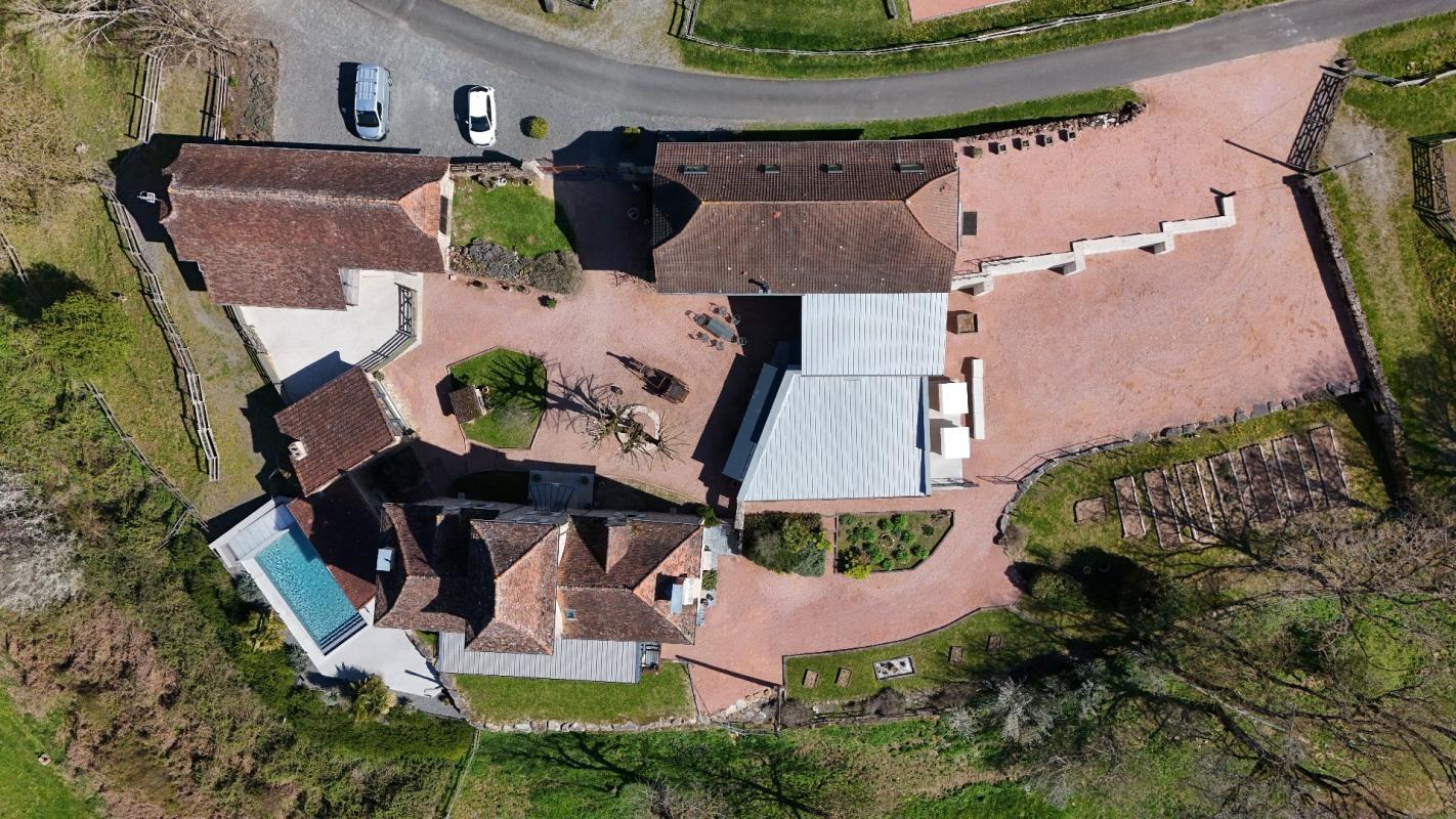 8 bedroom maison in Causse Et Diege, Aveyron, France