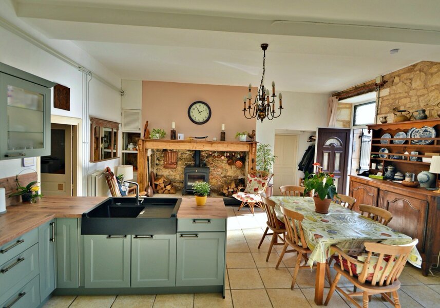 7 bedroom maison in Saint Medard D’excideuil, Dordogne, France