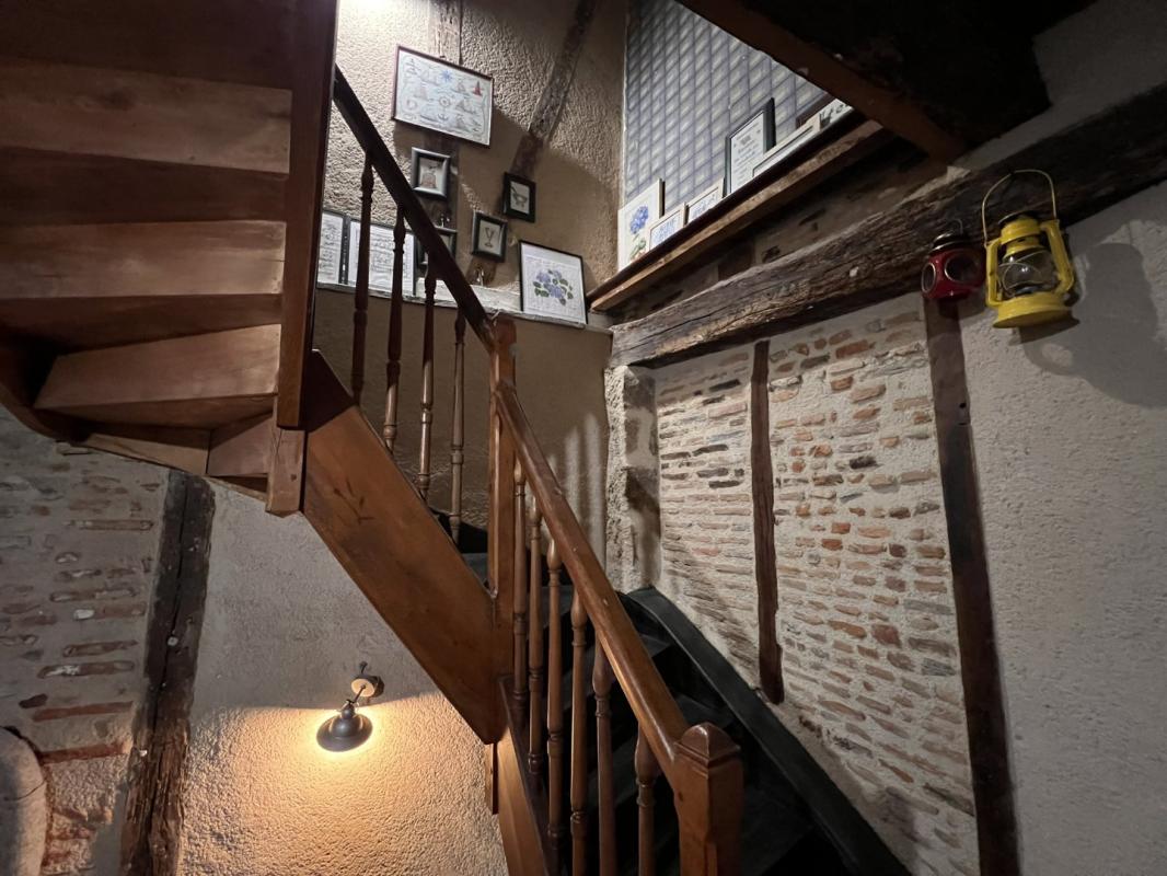 4 bedroom duplex/triplex in Figeac, Lot, France