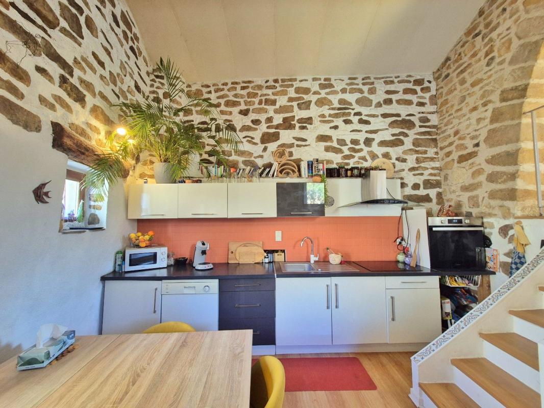 2 bedroom maison in Dio Et Valquieres, Hérault, France