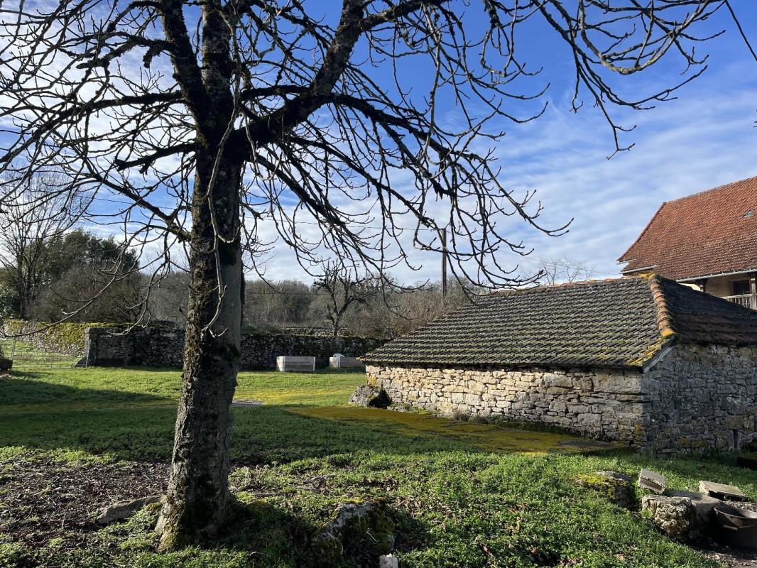 2 bedroom corps de ferme in Livernon, Lot, France