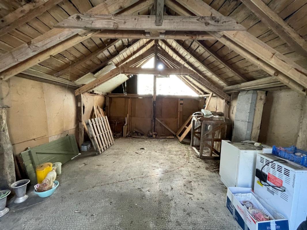 loft/atelier in Ayen, Corrèze, France