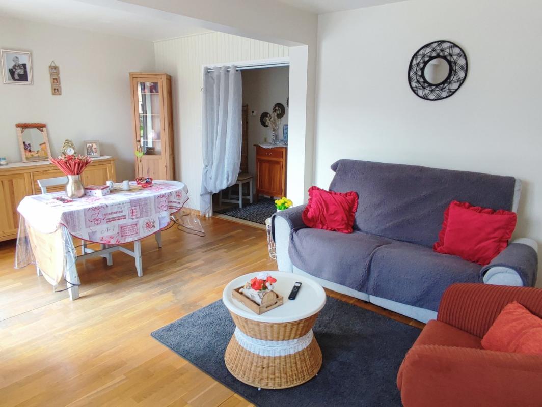 2 bedroom t3 in Foix, Ariège, France