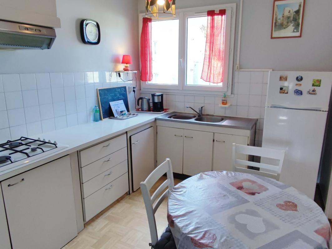 2 bedroom t3 in Foix, Ariège, France