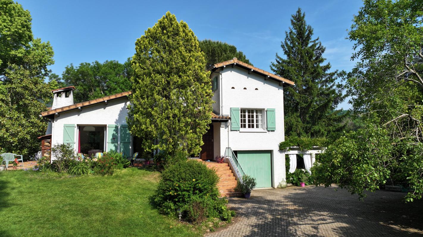 5 bedroom maison in Saint Georges De Luzencon, Aveyron, France