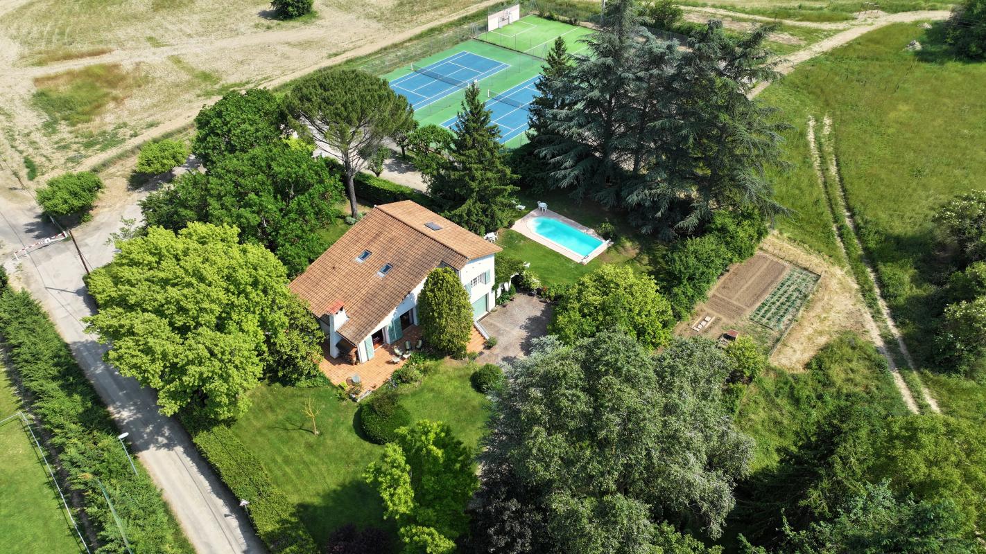 5 bedroom maison in Saint Georges De Luzencon, Aveyron, France