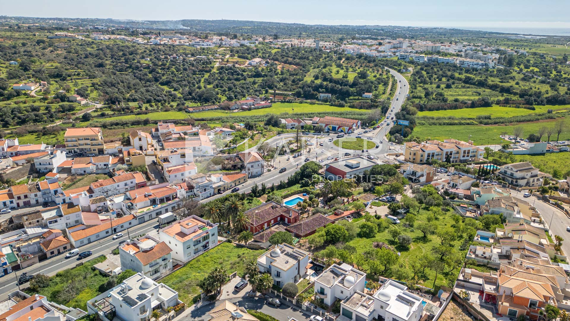 Plot house in Alcantarilha, Portugal – KP1333