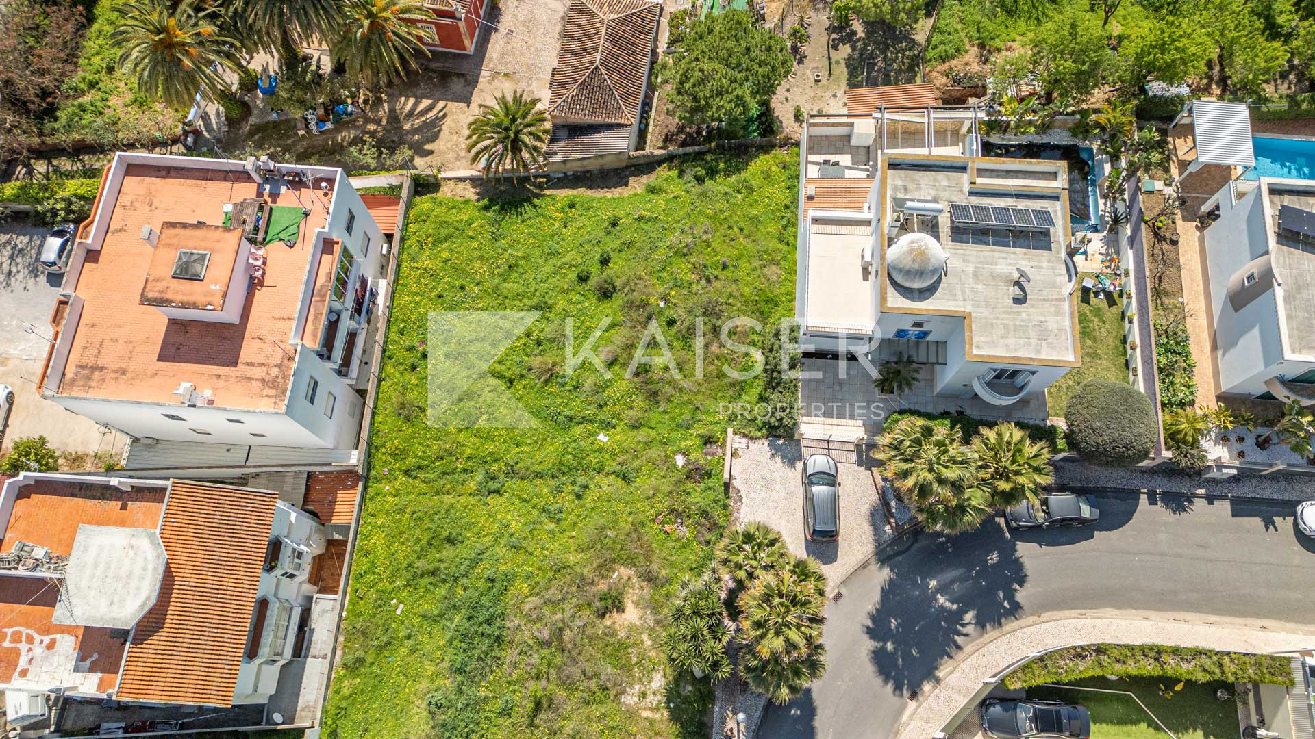 Plot house in Alcantarilha, Portugal – KP1333