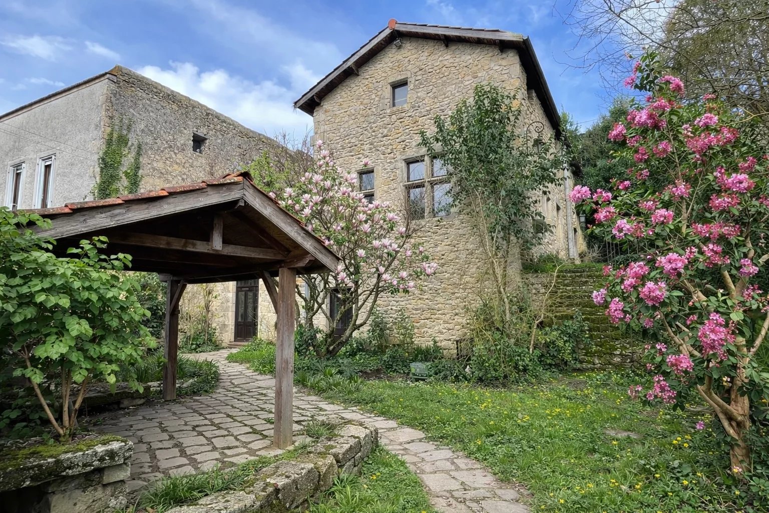 Charming 17th-Century Stone House with Garden and Panoramic Views – Near Bordeaux, Aquitaine – France – BVI84671