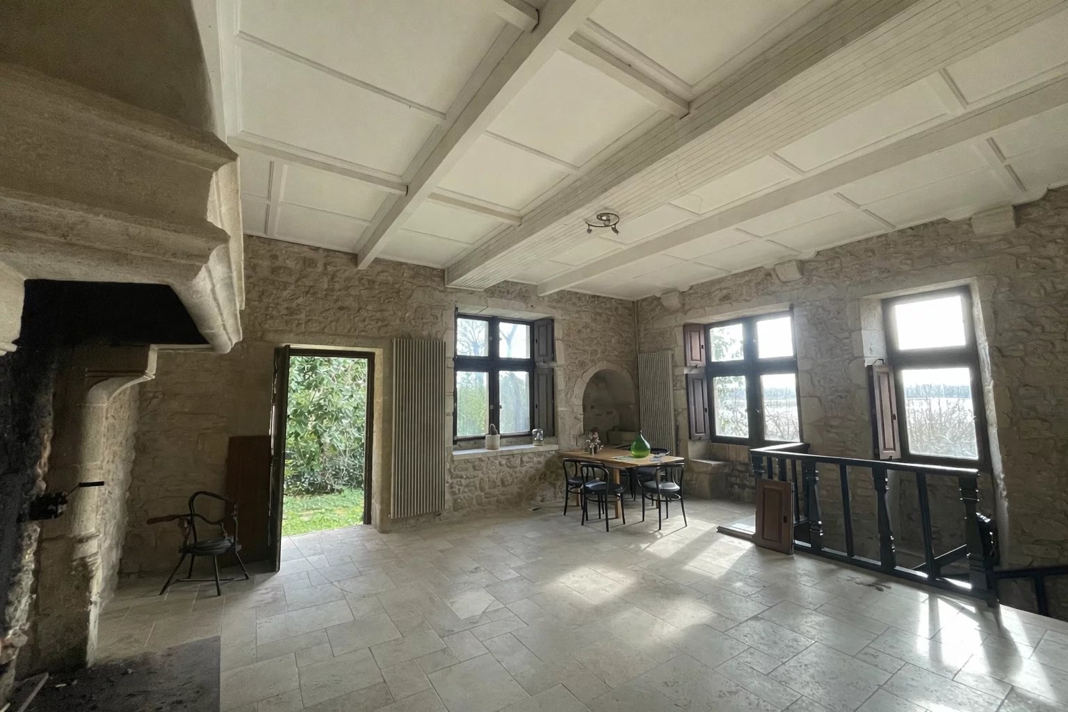 Charming 17th-Century Stone House with Garden and Panoramic Views – Near Bordeaux, Aquitaine – France – BVI84671