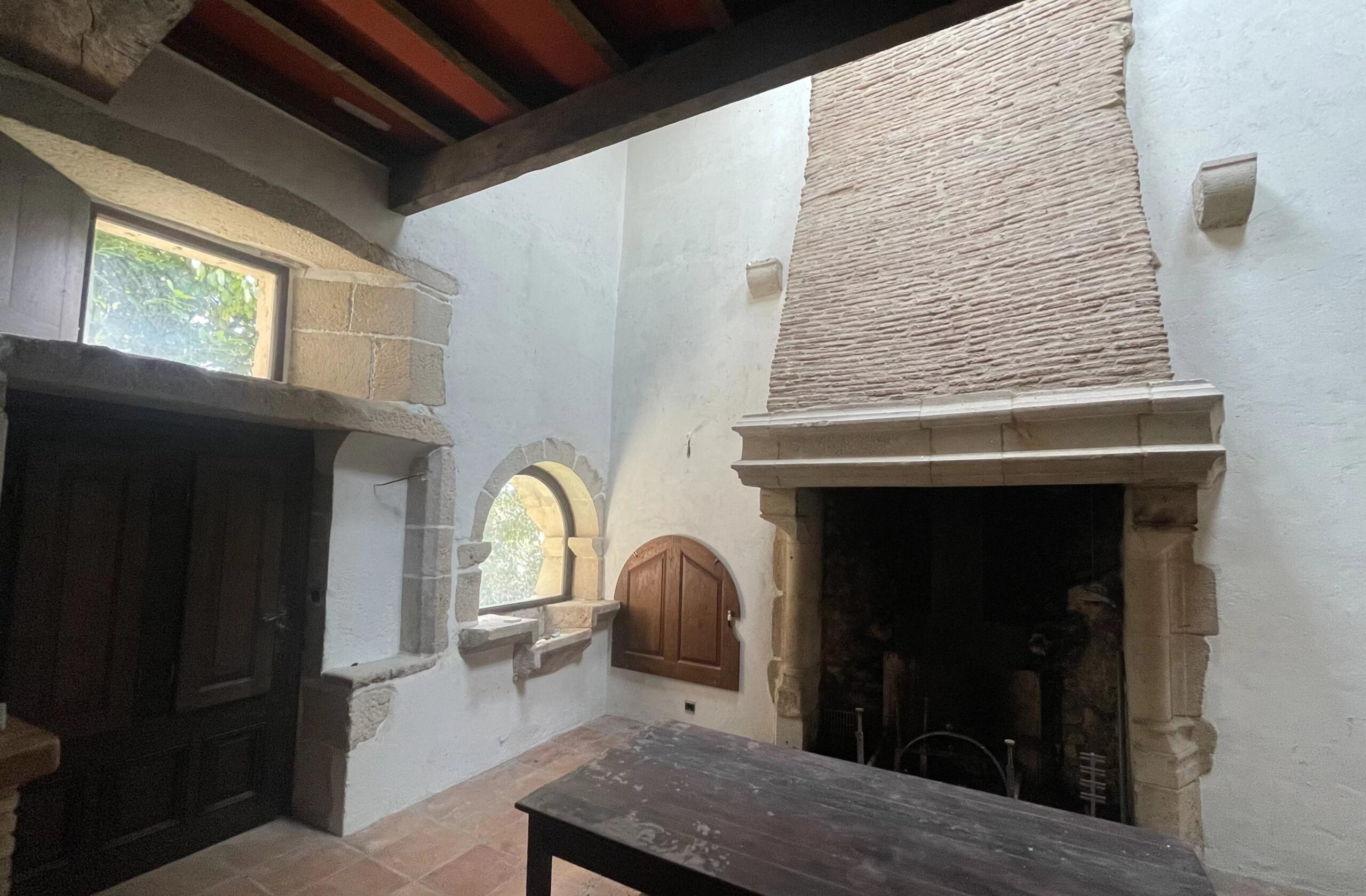 Charming 17th-Century Stone House with Garden and Panoramic Views – Near Bordeaux, Aquitaine – France – BVI84671