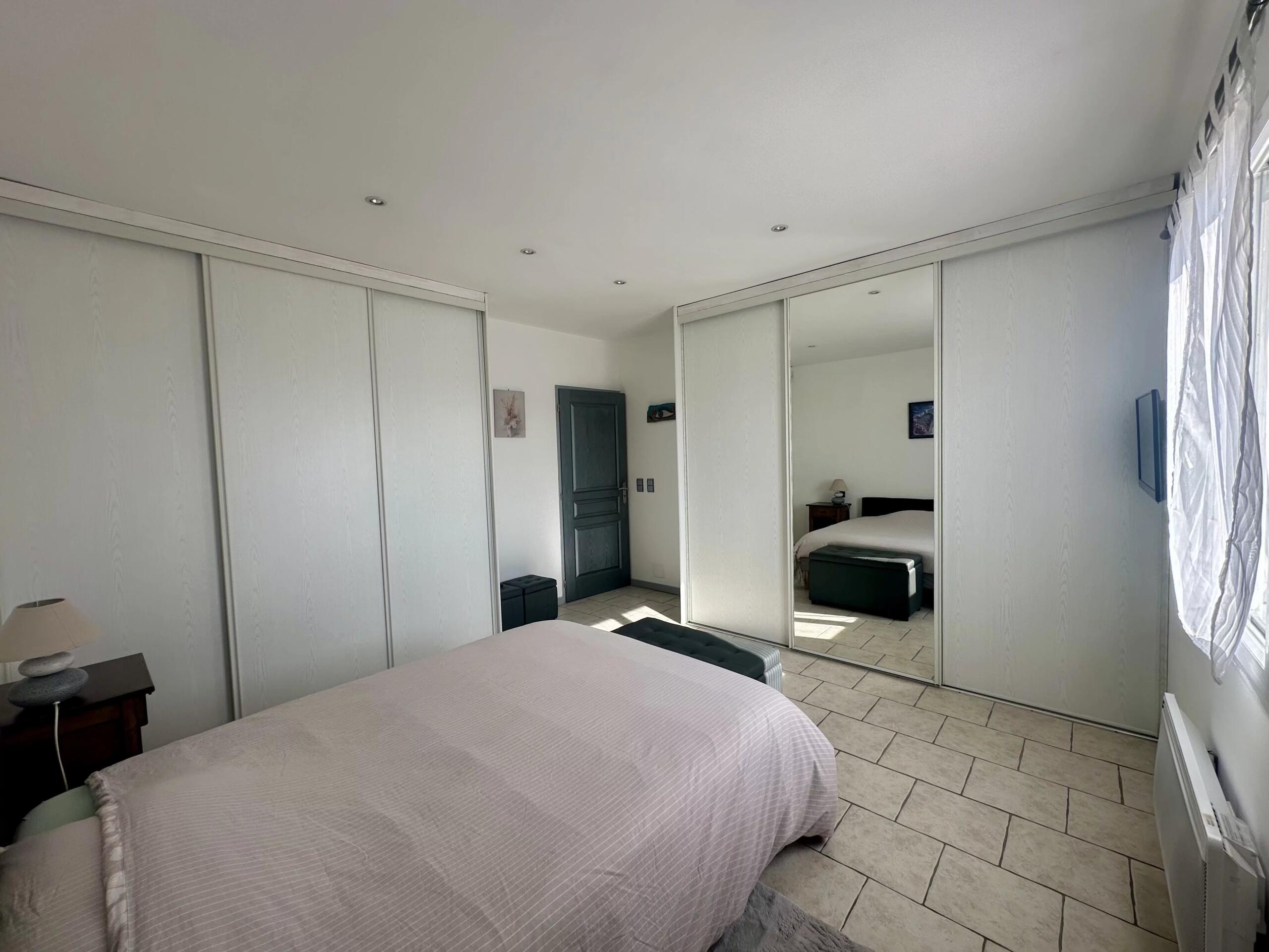 3-bed house with panoramic views close to Eymet, Aquitaine – France – BVI84117