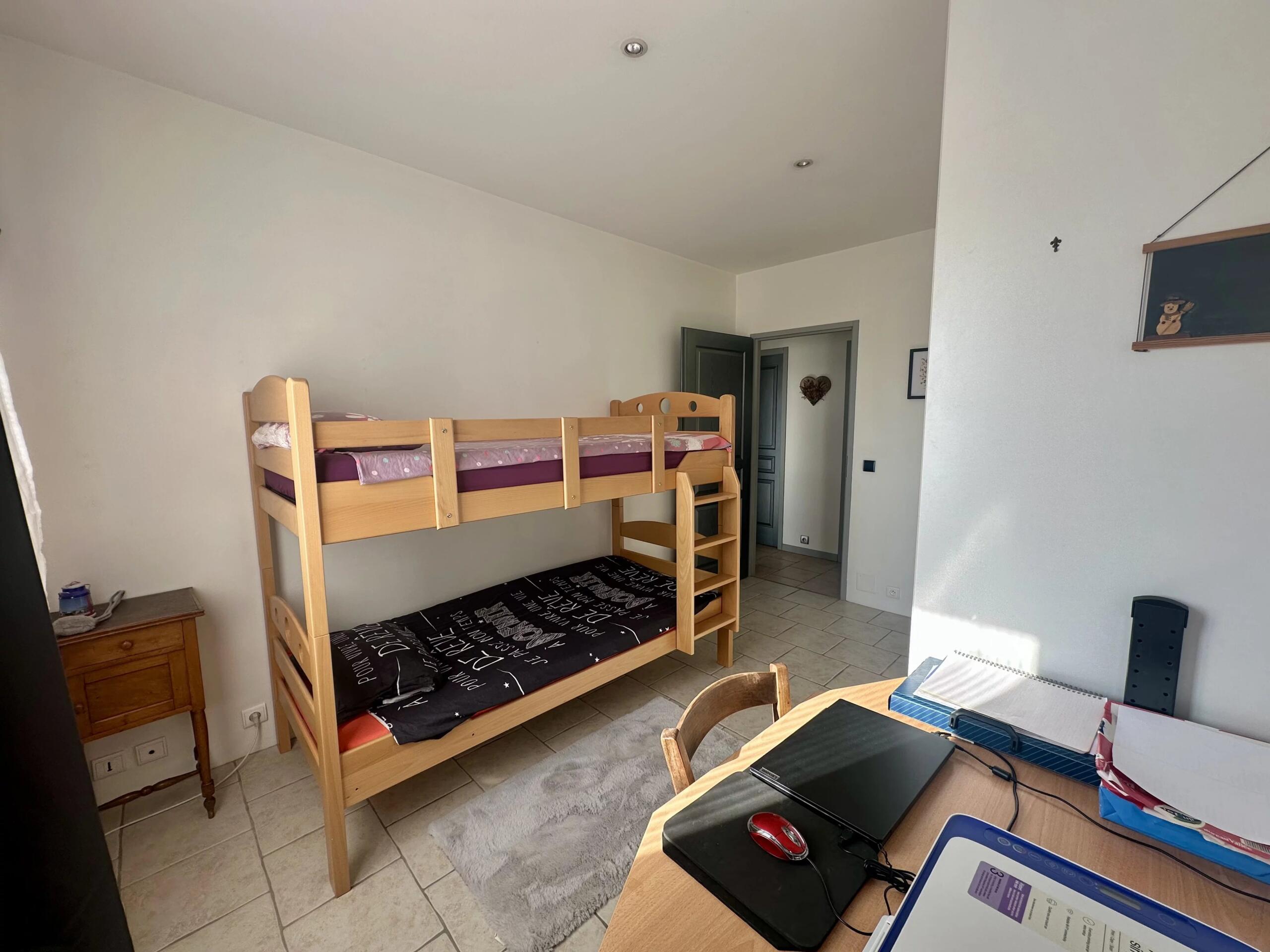 3-bed house with panoramic views close to Eymet, Aquitaine – France – BVI84117