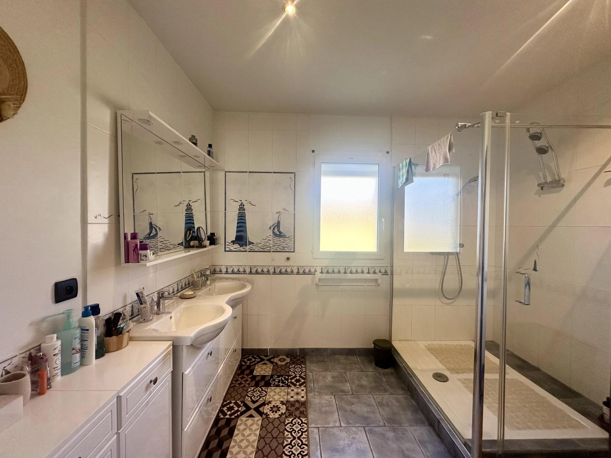 3-bed house with panoramic views close to Eymet, Aquitaine – France – BVI84117