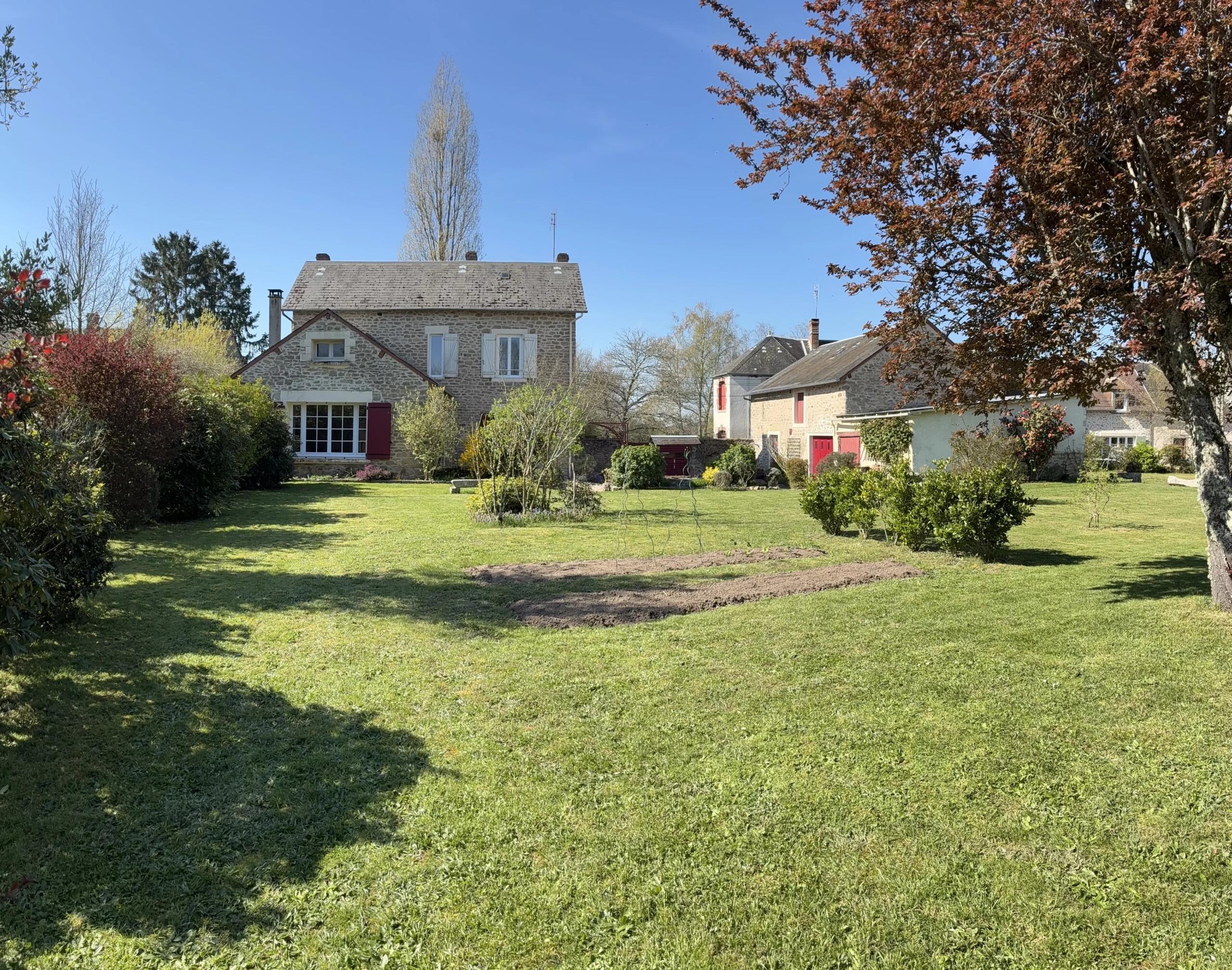 Beautiful village house, beautiful garden!, Limousin – France – BVI84302