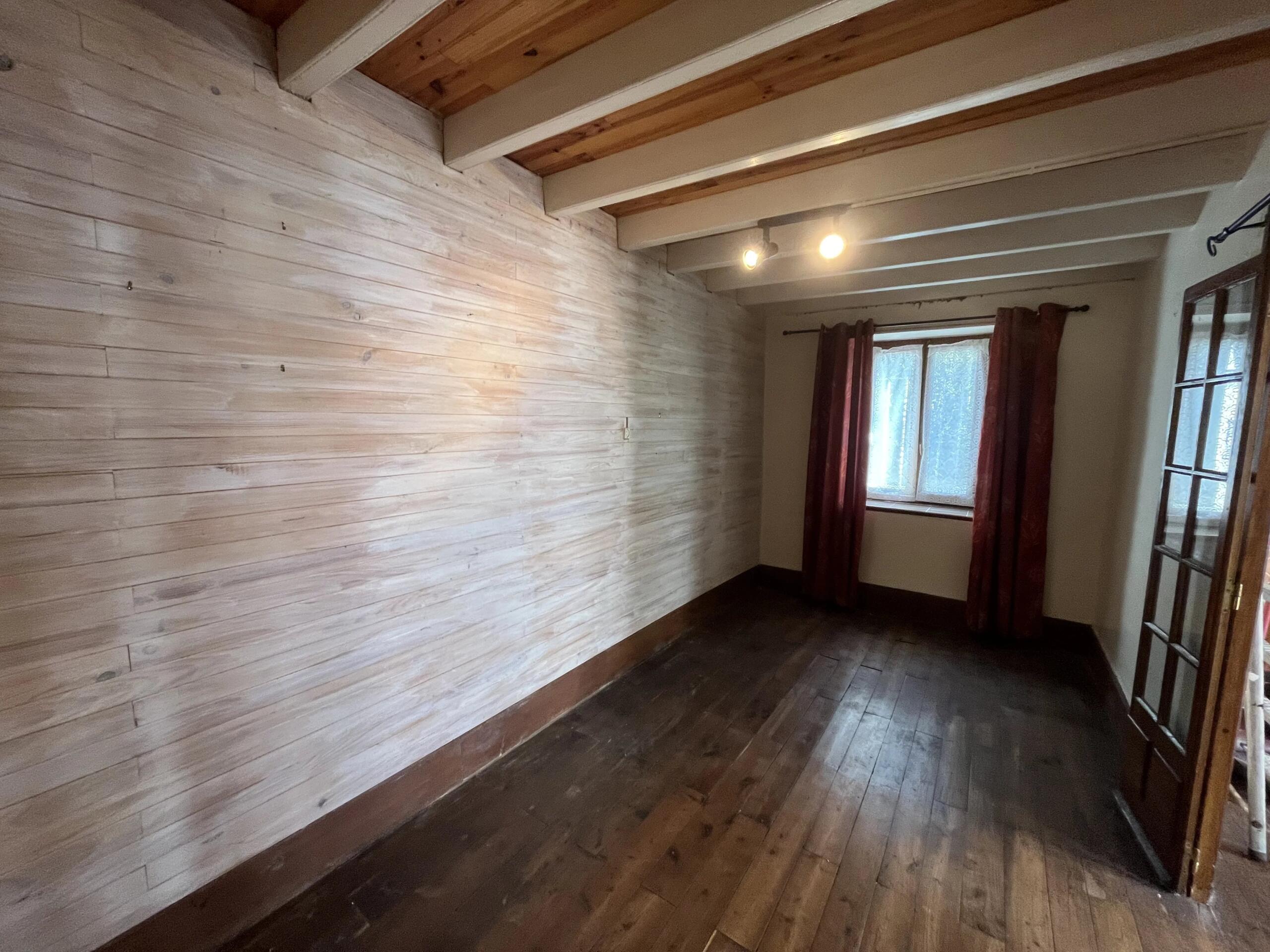 Country Cottage With Wonderfull Views, Poitou-Charentes – France – BVI84698