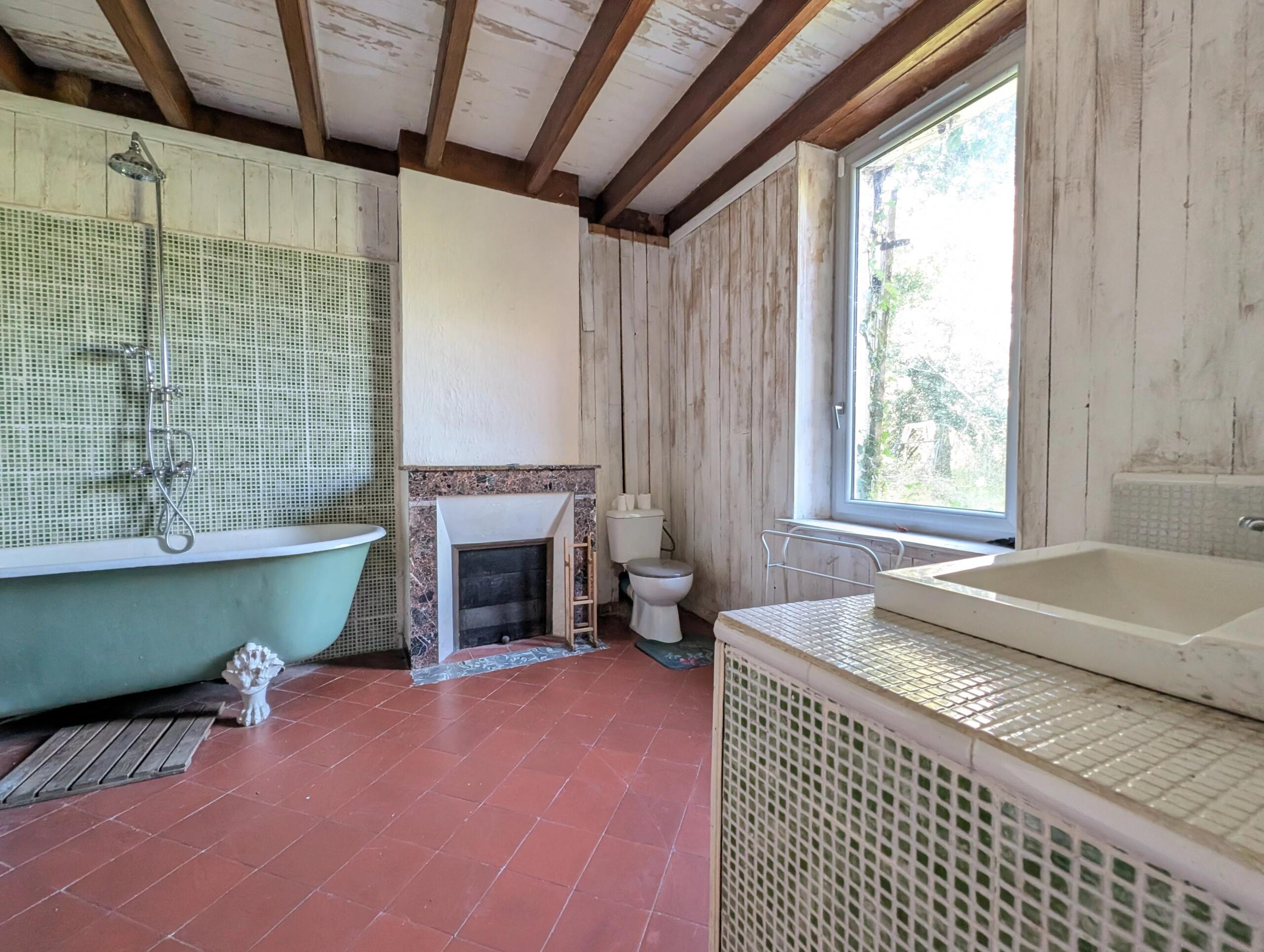 Stone village house with large garden and outbuildings, Aquitaine – France – BVI83294