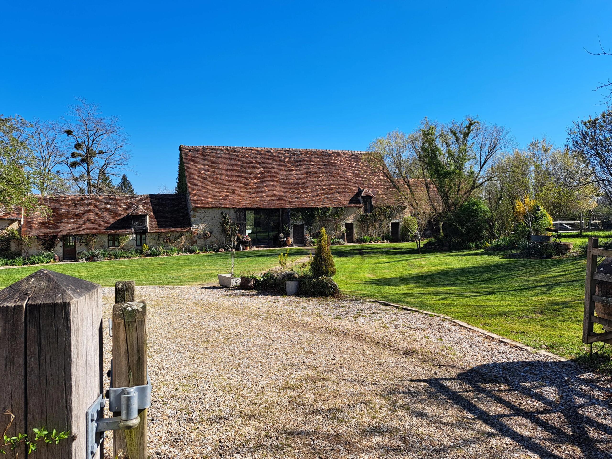 The best of both worlds – and with views, Centre – France – BVI66284