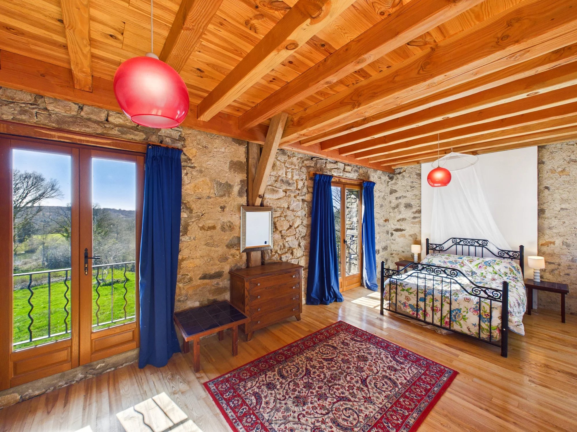 Stylish family house with over 3 hectares of land and 2 lakes, Limousin – France – BVI82952