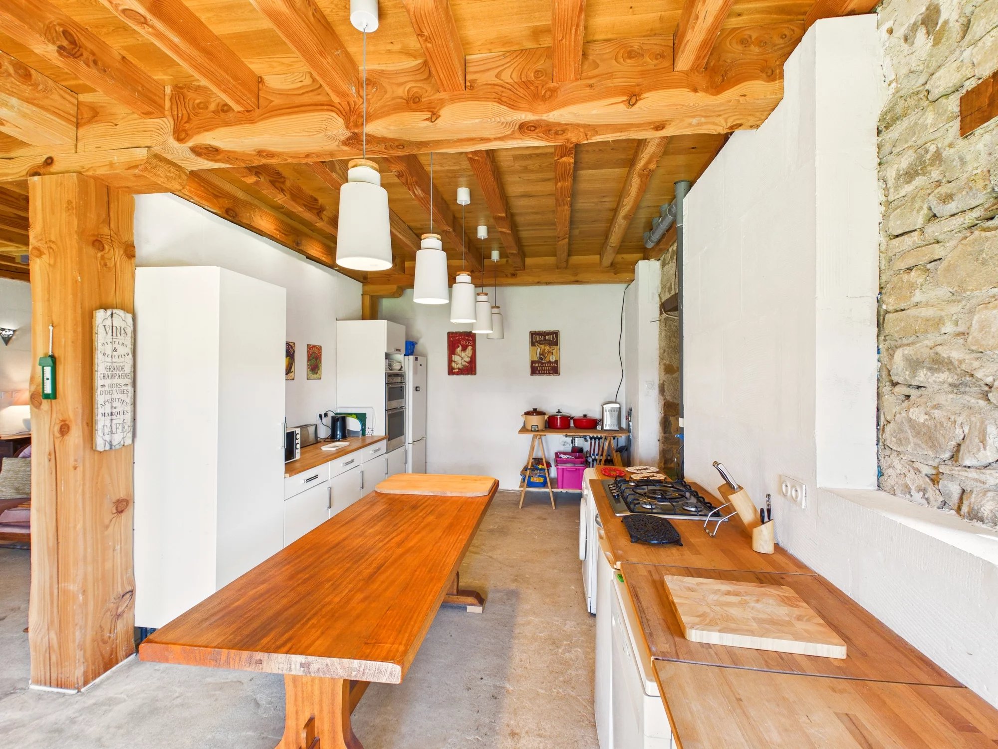 Stylish family house with over 3 hectares of land and 2 lakes, Limousin – France – BVI82952