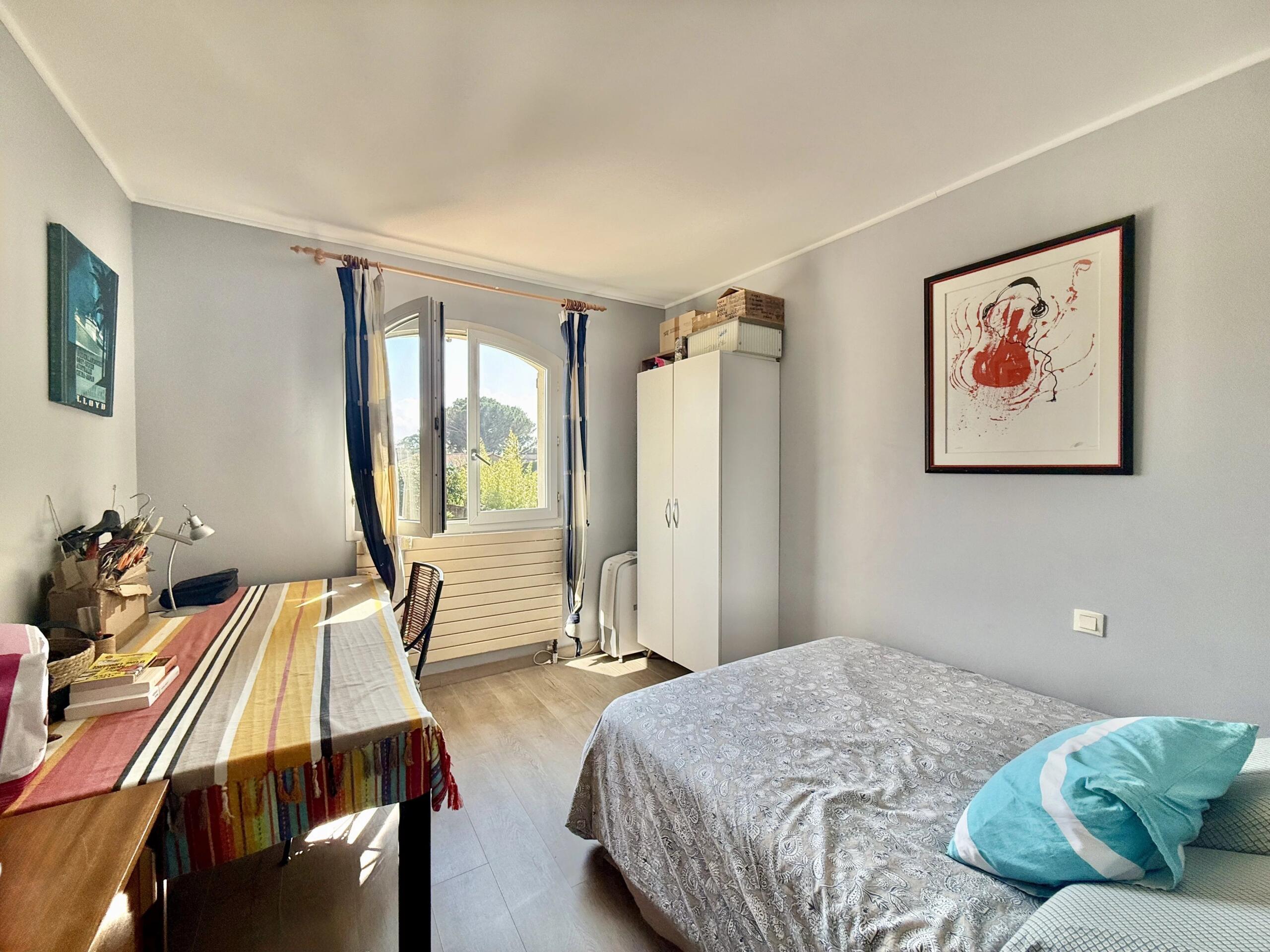 Elegant 3-bedroom home with pool and private garden – Walking Distance to Carcassonne Centre, Languedoc-Roussillon – France – BVI75596