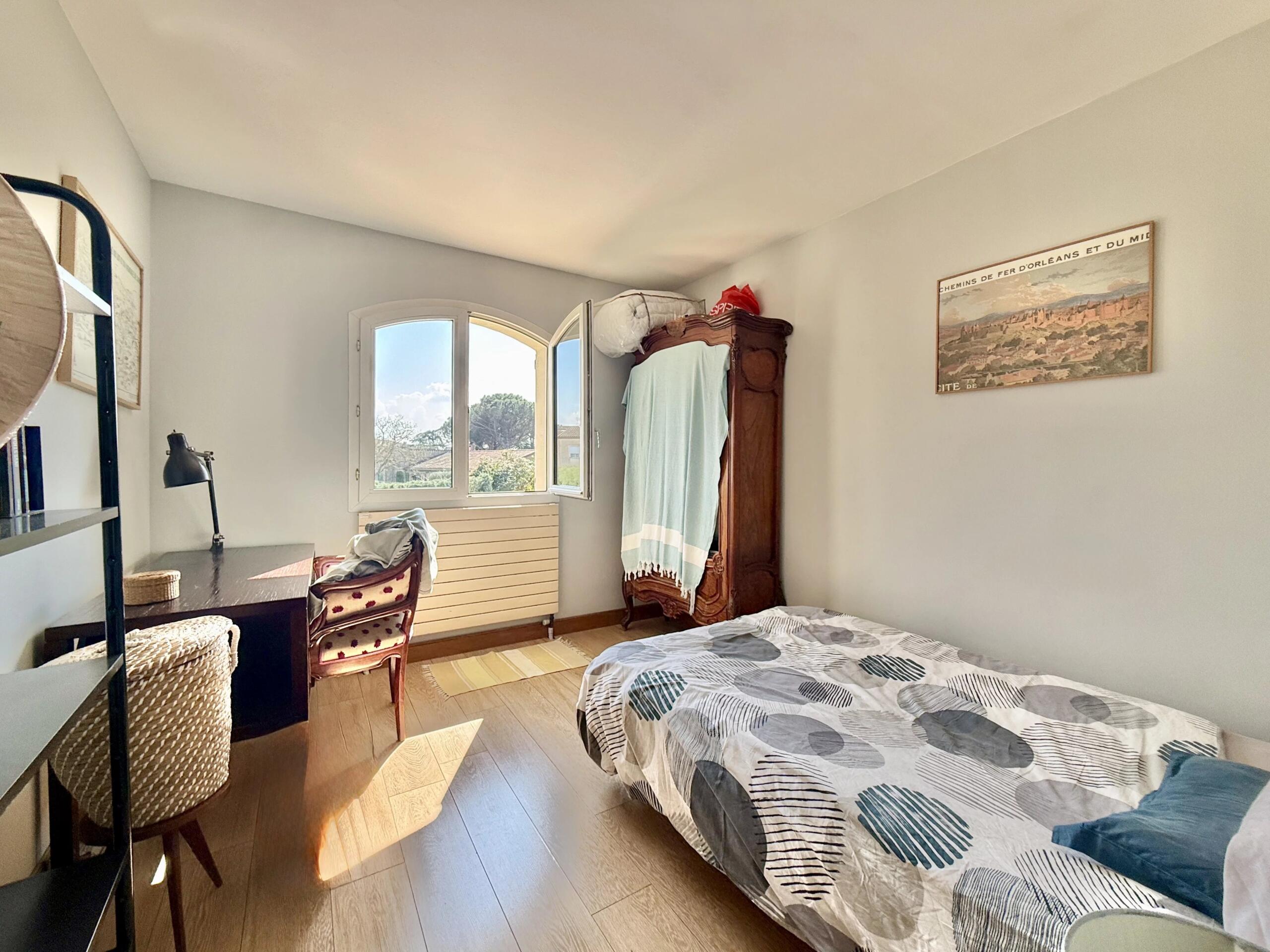 Elegant 3-bedroom home with pool and private garden – Walking Distance to Carcassonne Centre, Languedoc-Roussillon – France – BVI75596