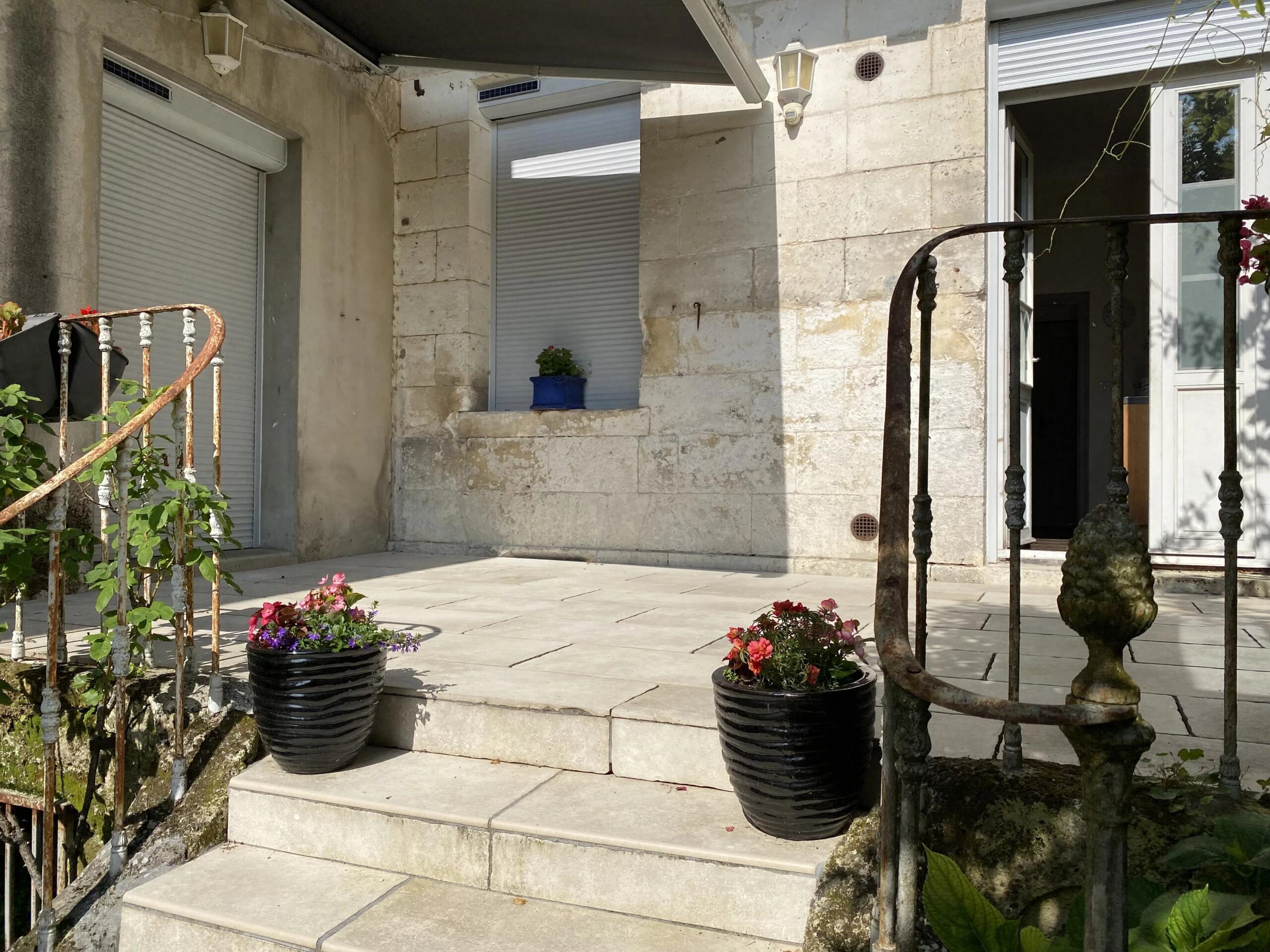 Elegant townhouse or commercial opportunity, Aquitaine – France – BVI83225