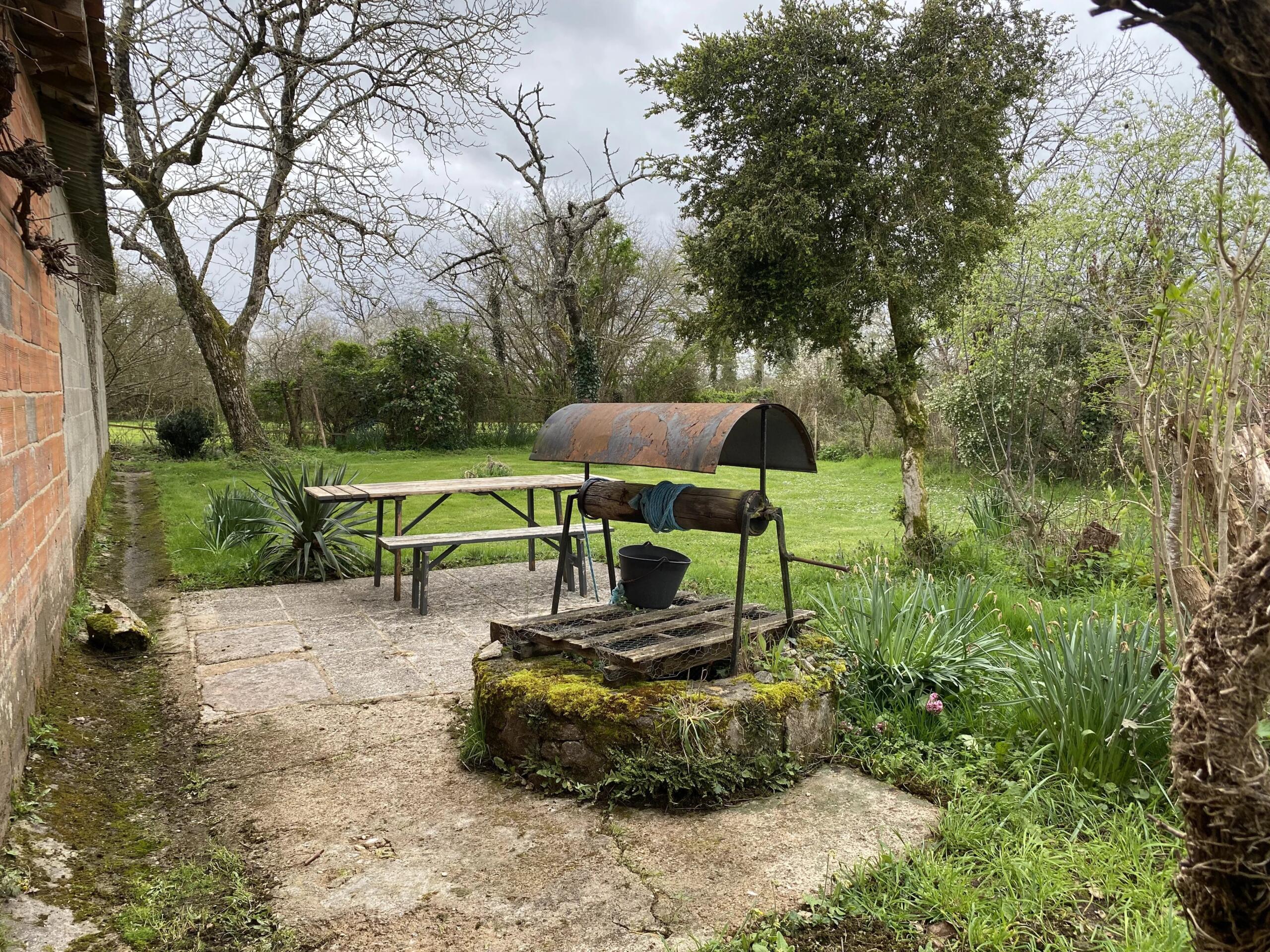 Wonderful Private Retreat, Poitou-Charentes – France – BVI80901