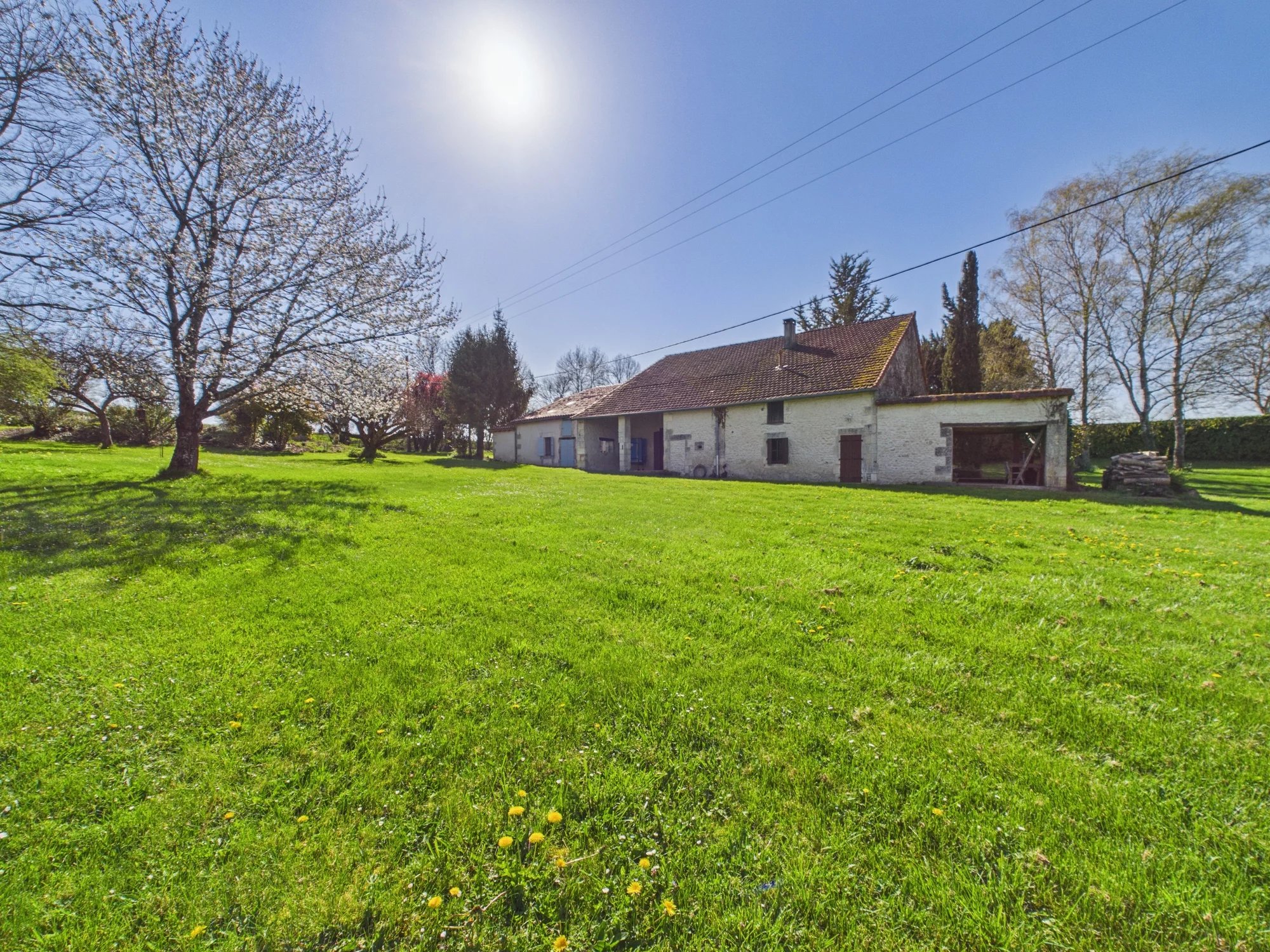 4 bedroom house with pool and lush gardens, Aquitaine – France – BVI84887