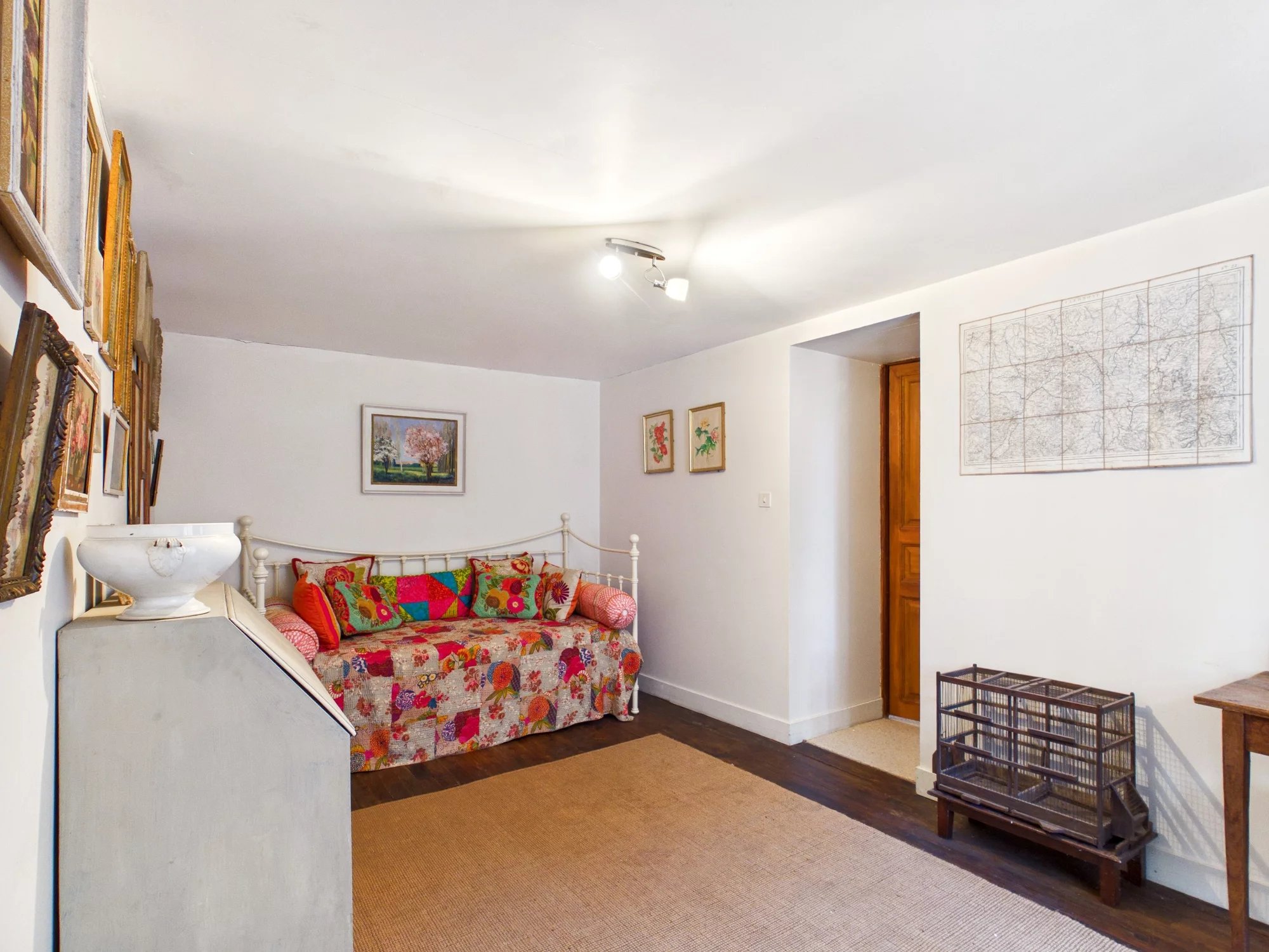 4 bedroom house with pool and lush gardens, Aquitaine – France – BVI84887