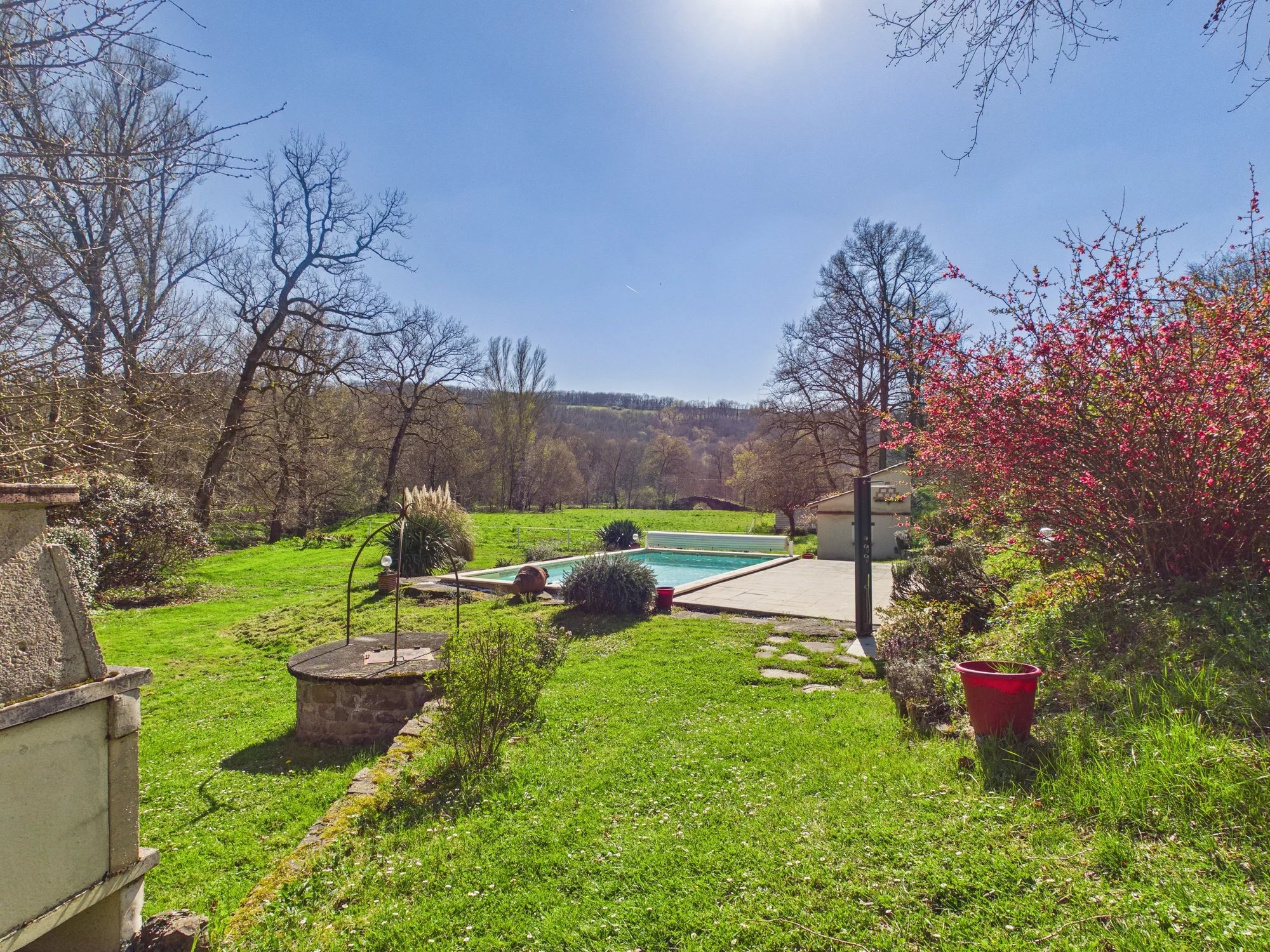 Near to Cordes-sur-Ciel: Renovated mill with guest annex, stables, 7+ acres of land, Midi-Pyrénées – France – BVI81308