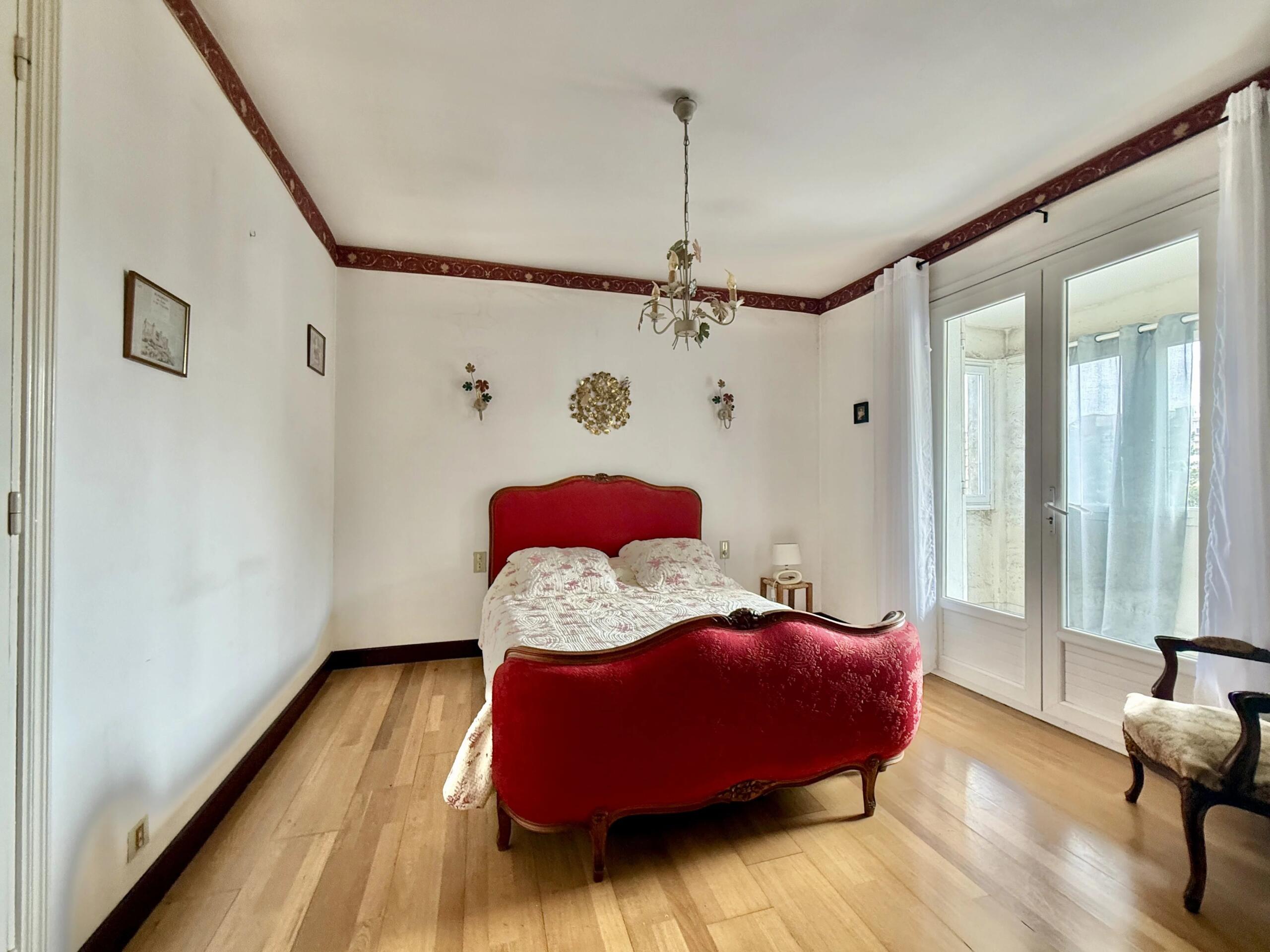 Mediterranean House in Carcassonne, Ideal for Families with Pool and Garden, Languedoc-Roussillon – France – BVI84397