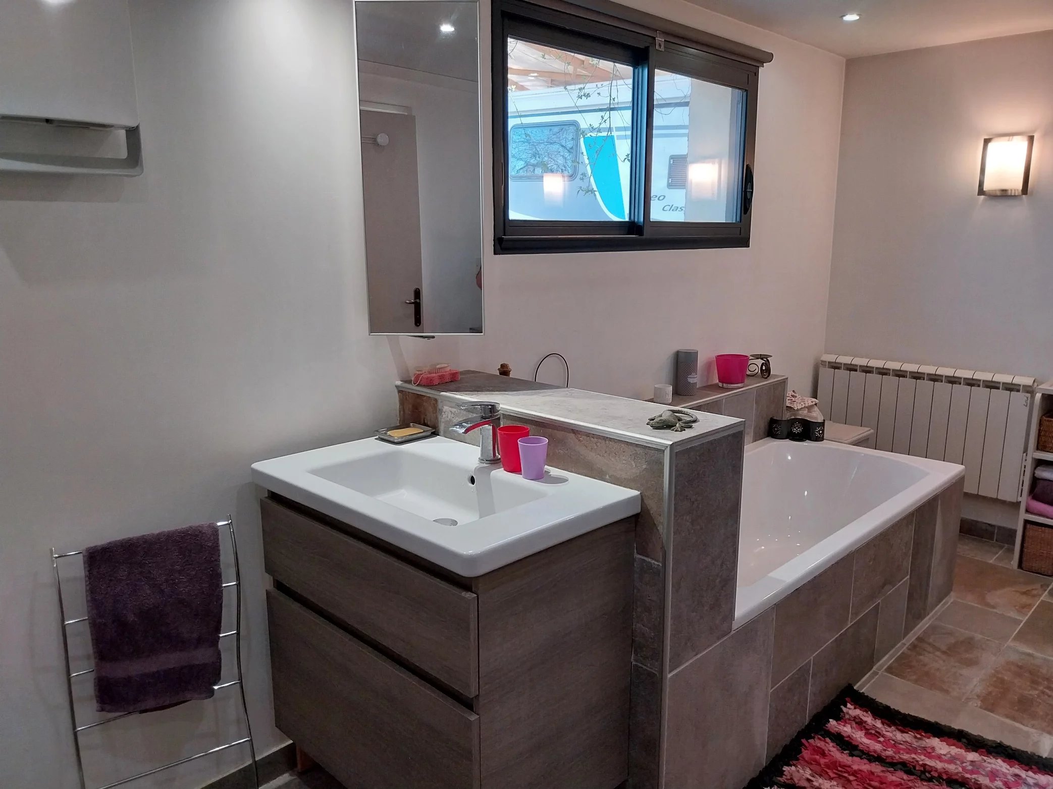 Riverside Retreat with Stunning Views, Midi-Pyrénées – France – BVI79785