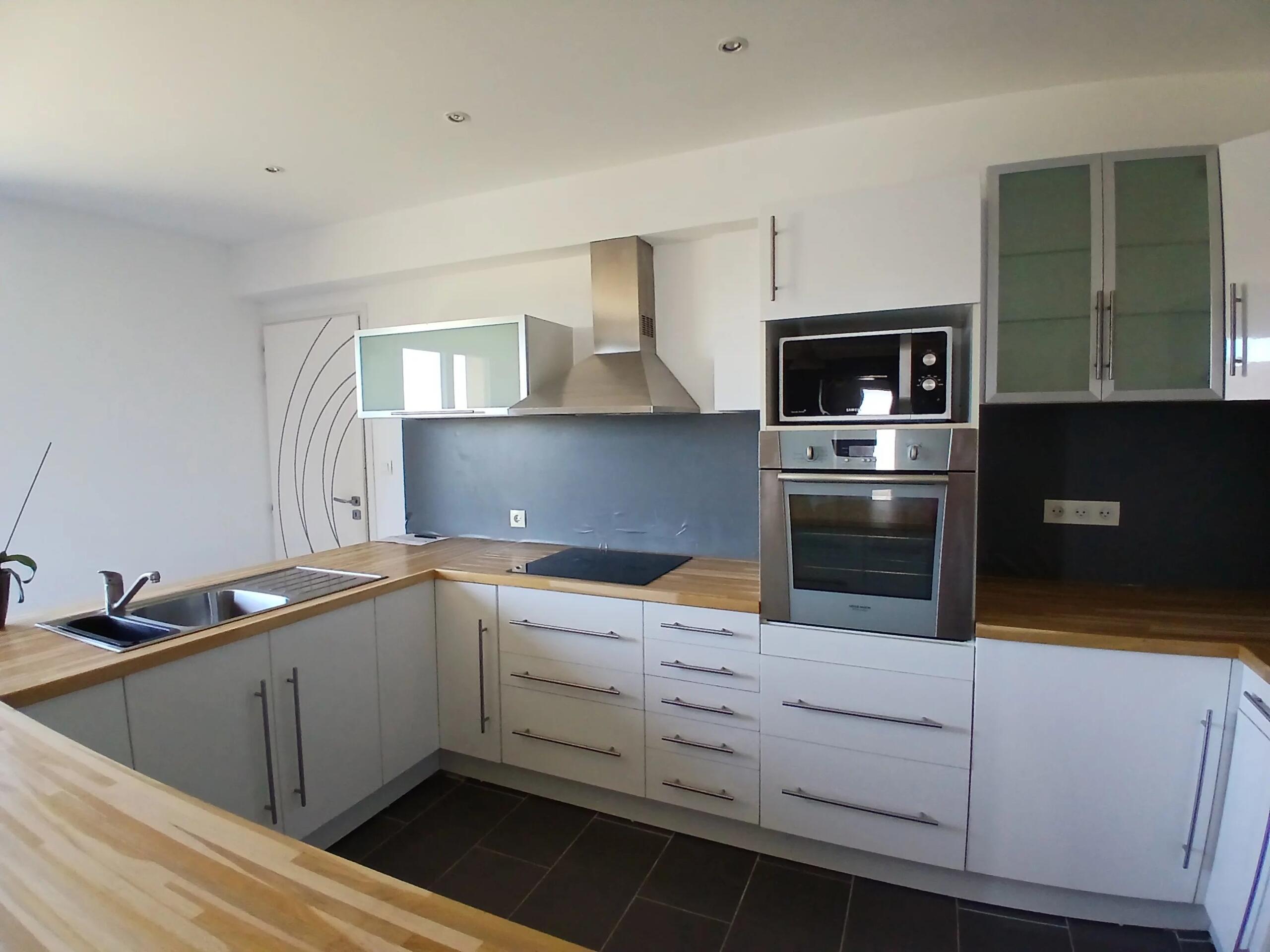 Modern 5 bedroom villa with swimming pool, Poitou-Charentes – France – BVI84701