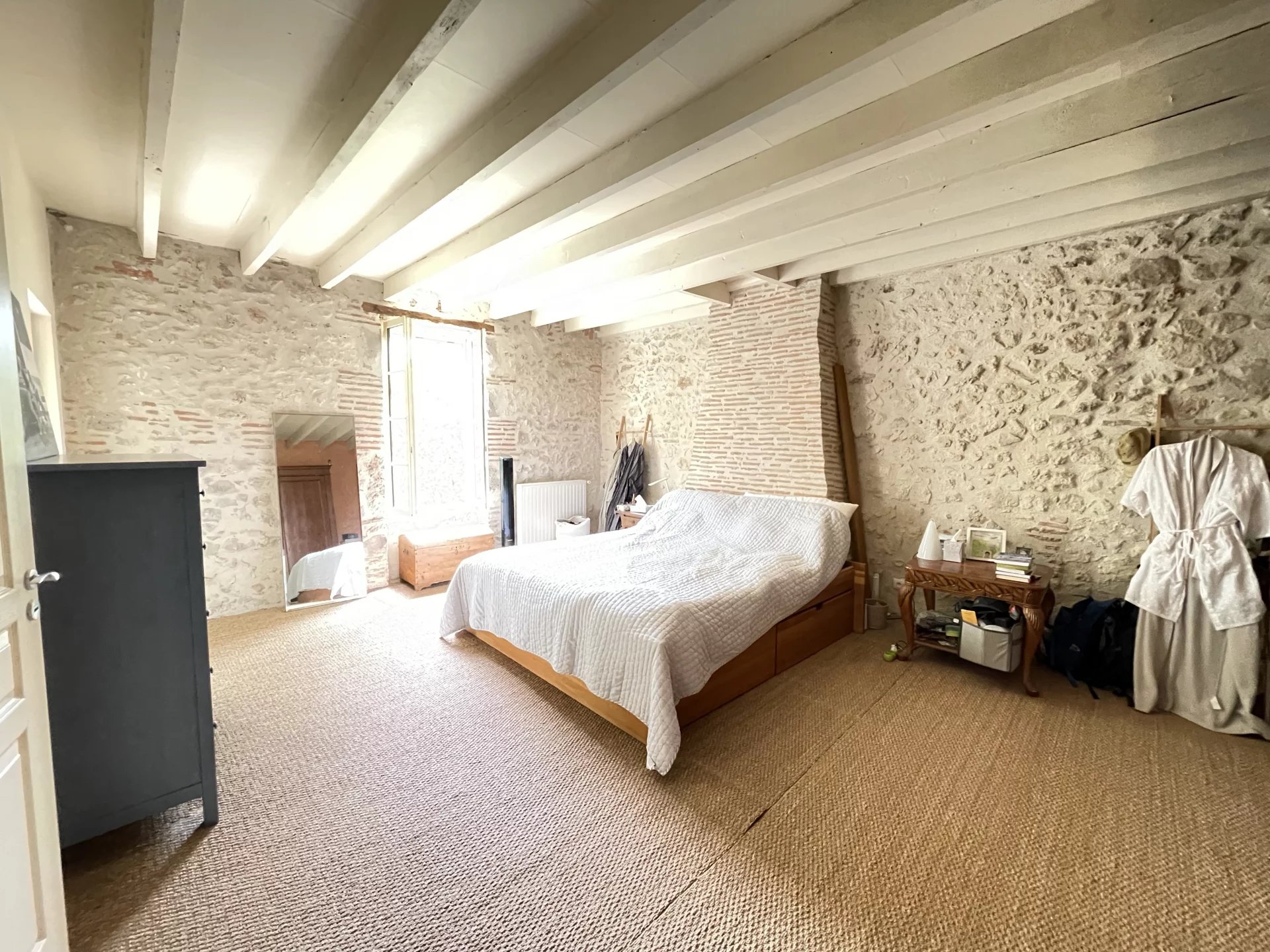 Charming stone house with a guest house and swimming pool, Aquitaine – France – BVI75517