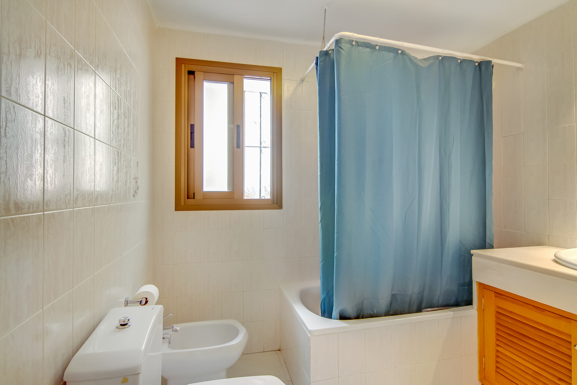 3 bedroom Chalet in Istan, Malaga, Spain – 464-00002P