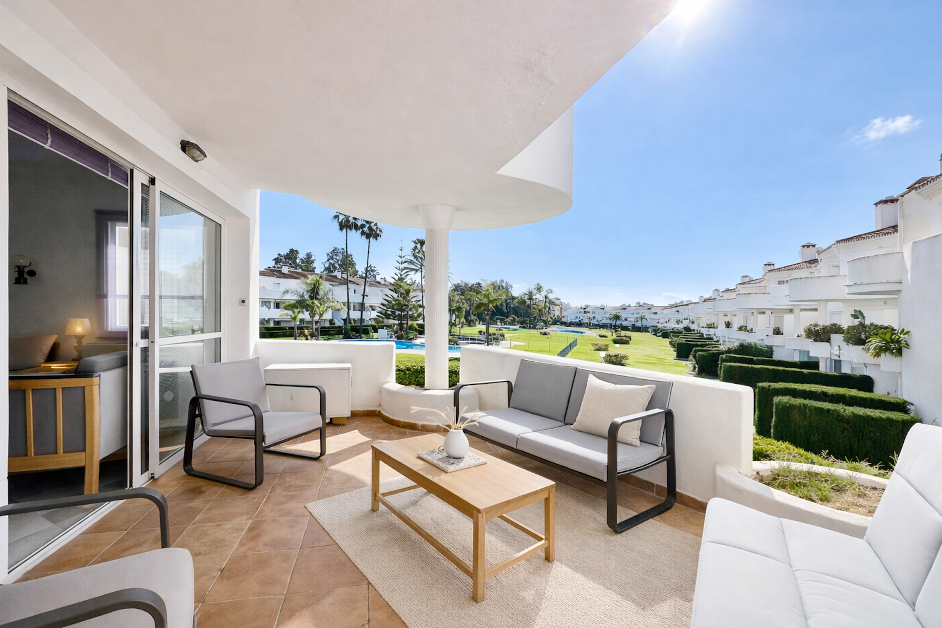 2 bedroom Apartment in Mijas Costa, Malaga, Spain – 428-05357E