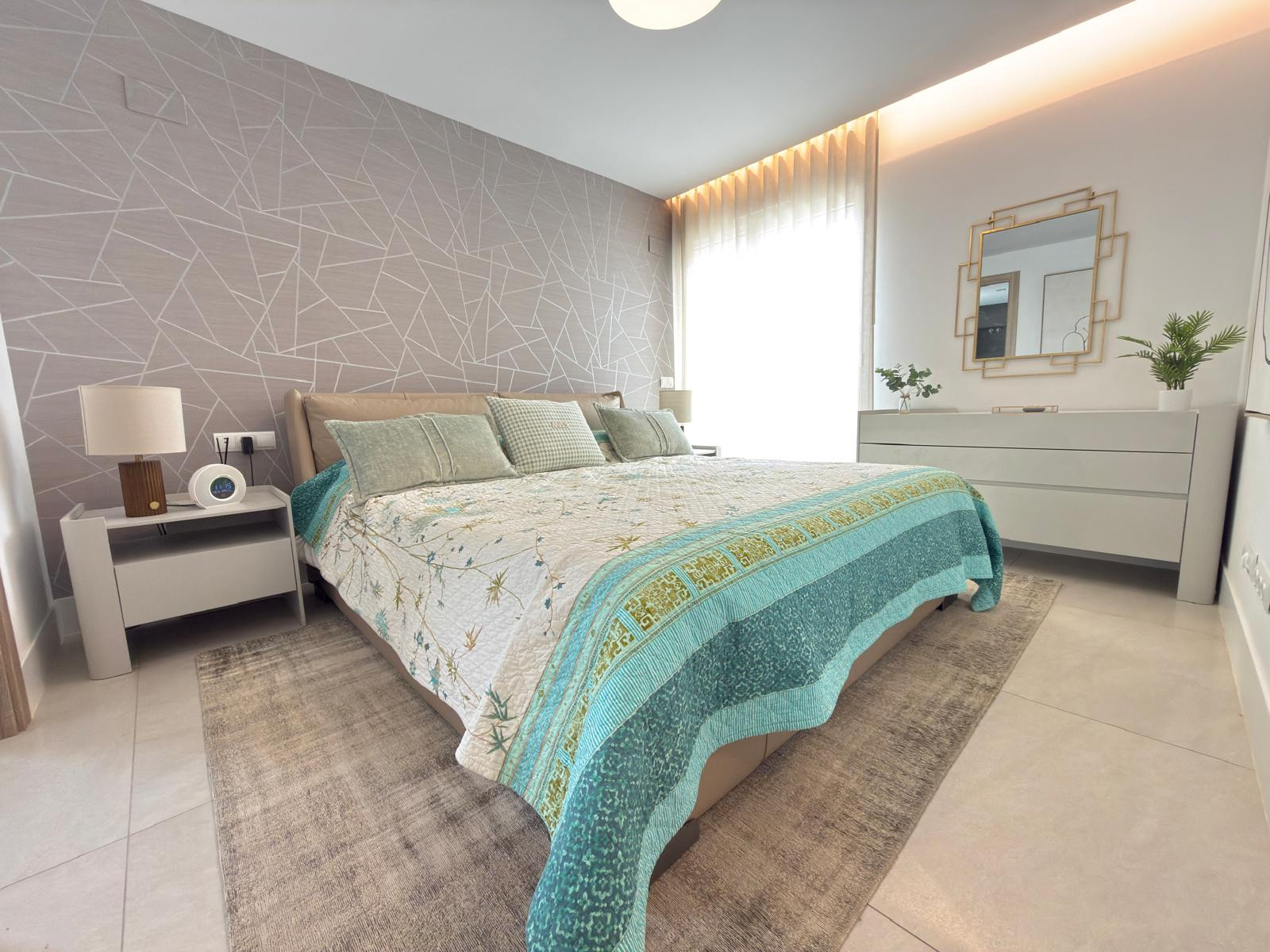 3 bedroom Ground Floor Apartment in San Roque, Cadiz, Spain – 428-05358P