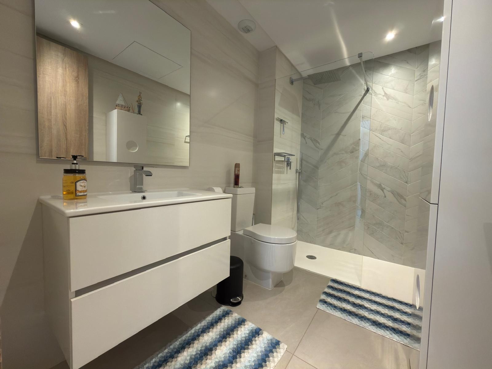 3 bedroom Ground Floor Apartment in San Roque, Cadiz, Spain – 428-05358P