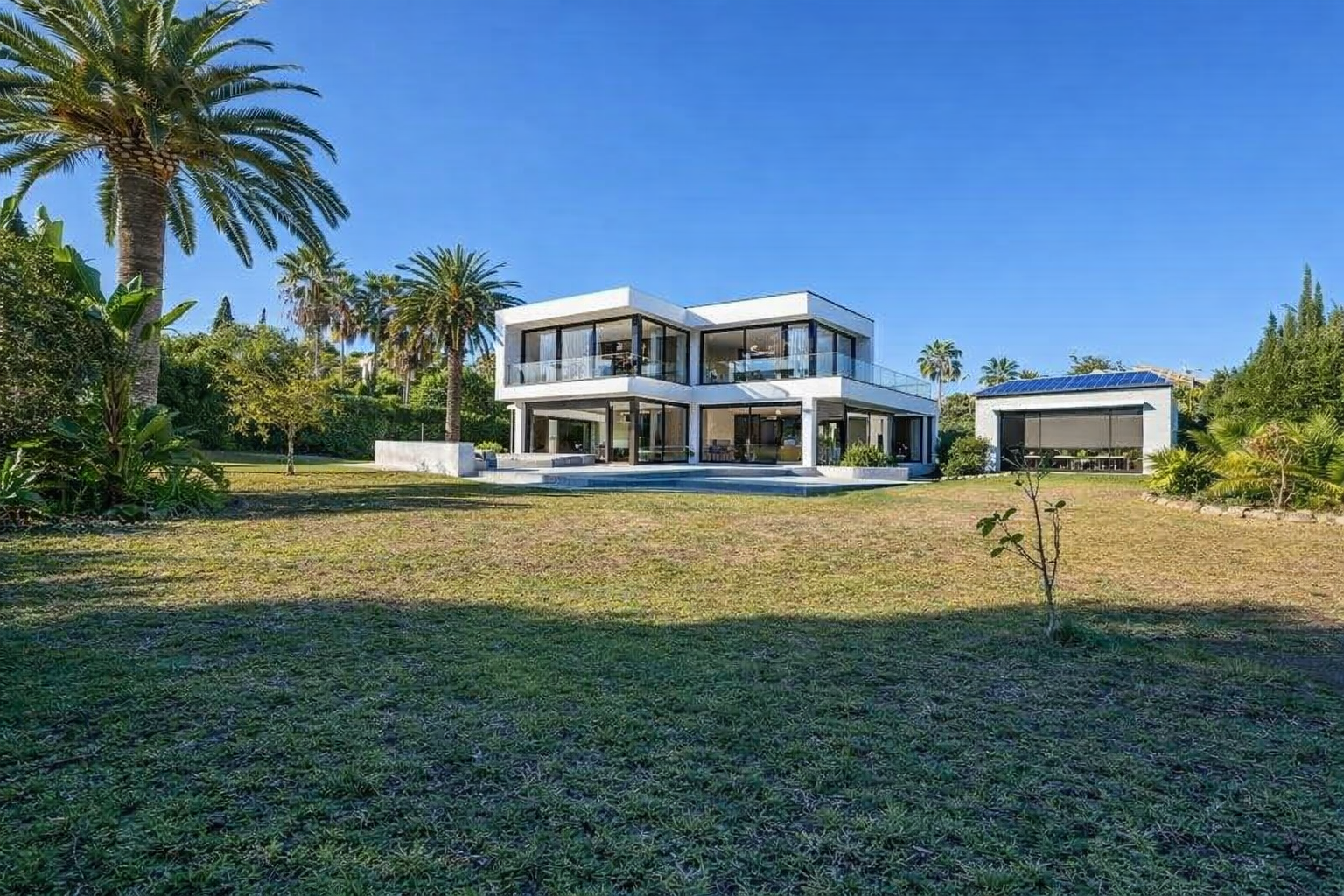 6 bedroom Villa in Estepona, Malaga, Spain – 428-05362P-DUP