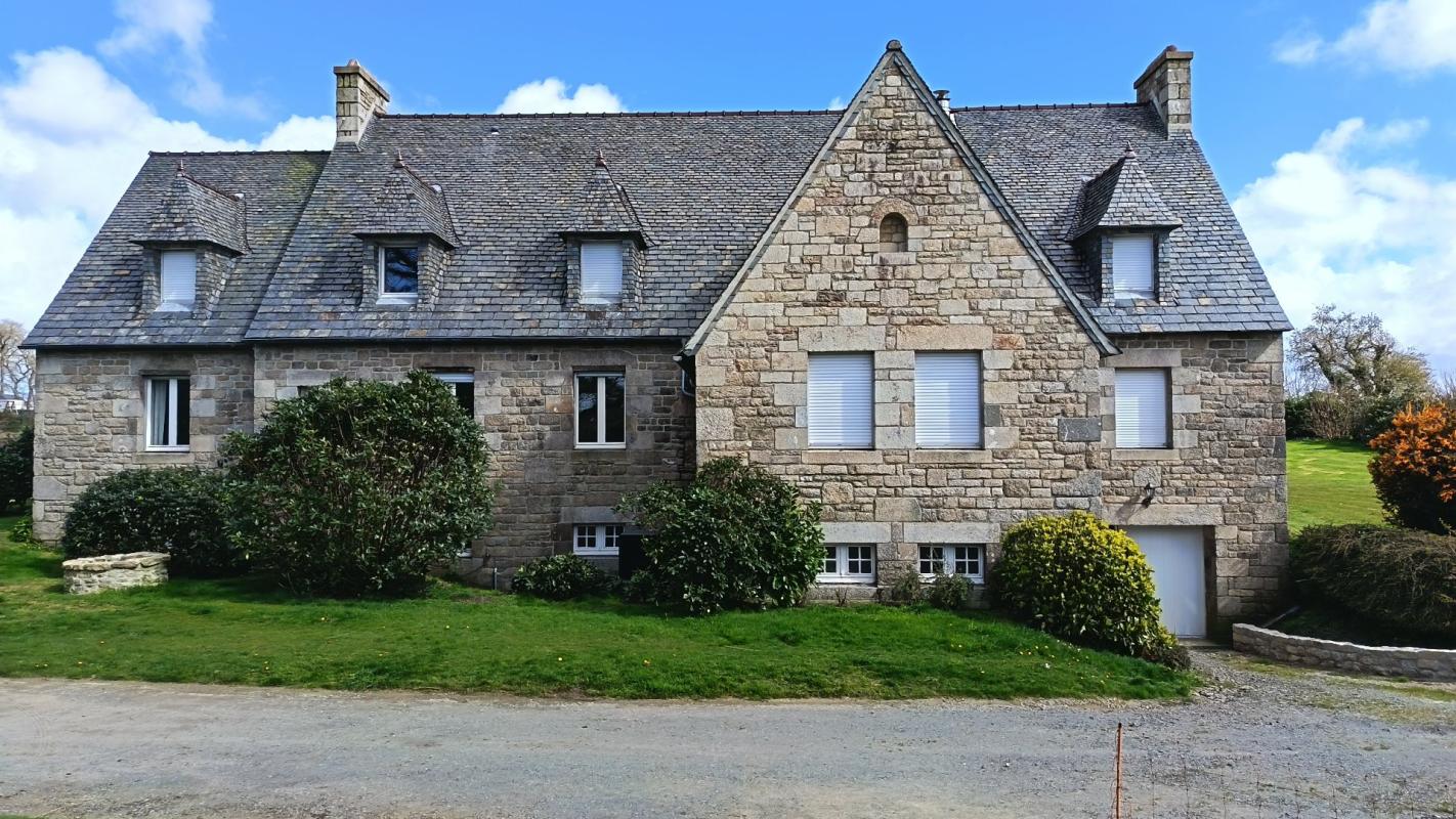 6 bedroom maison en pierres in Landivisiau, Finistère, France