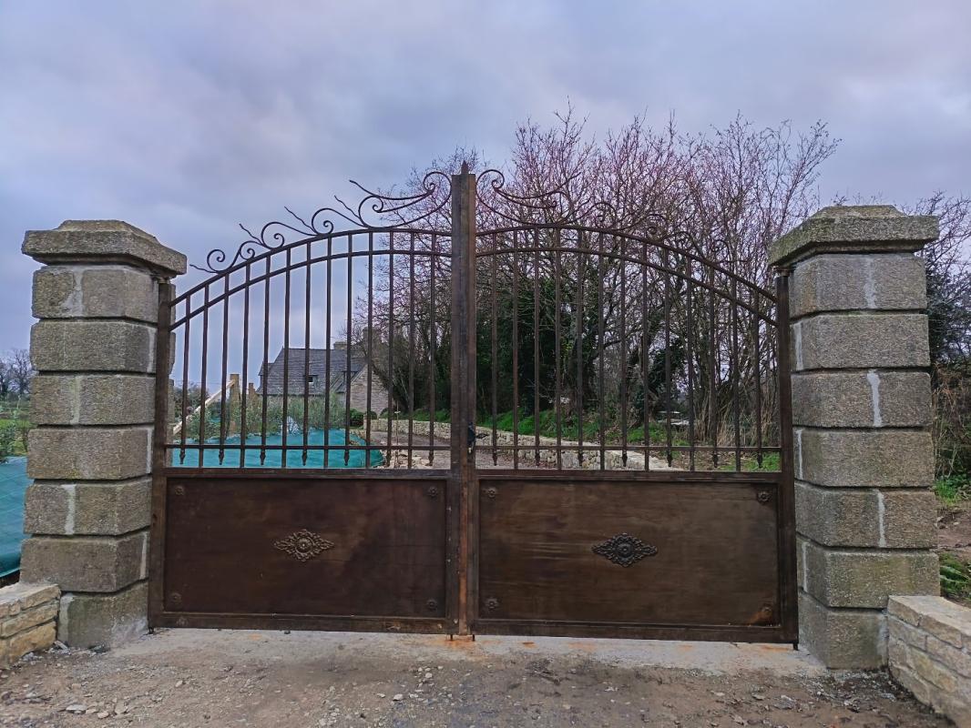 6 bedroom maison en pierres in Landivisiau, Finistère, France