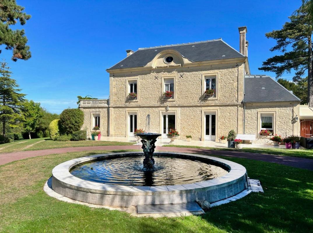 6 bedroom maison de maitre in Sallenelles, Calvados, France